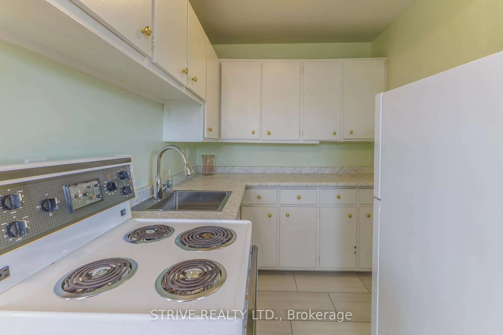 Photo 14 of Unit 1, 463 Bond Street E, Oshawa, O'Neill — HOMEH