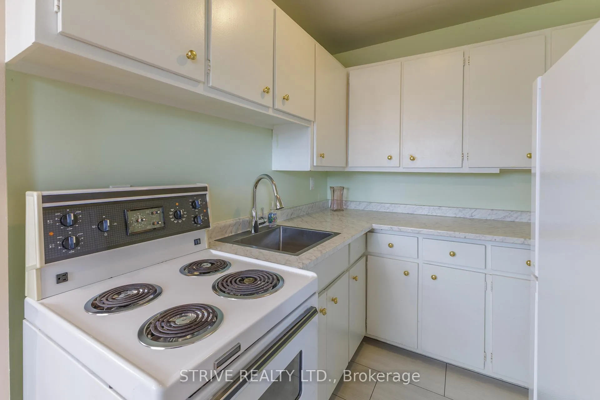 Photo 15 of Unit 1, 463 Bond Street E, Oshawa, O'Neill — HOMEH