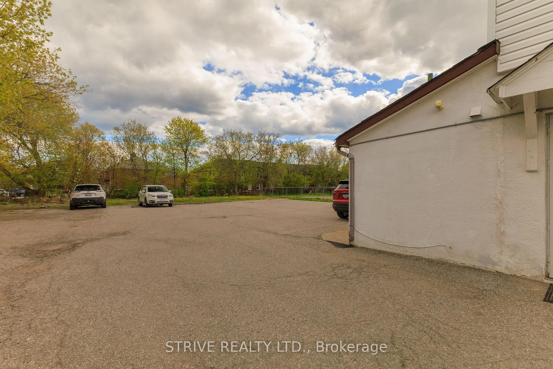 Photo 17 of Unit 1, 463 Bond Street E, Oshawa, O'Neill — HOMEH