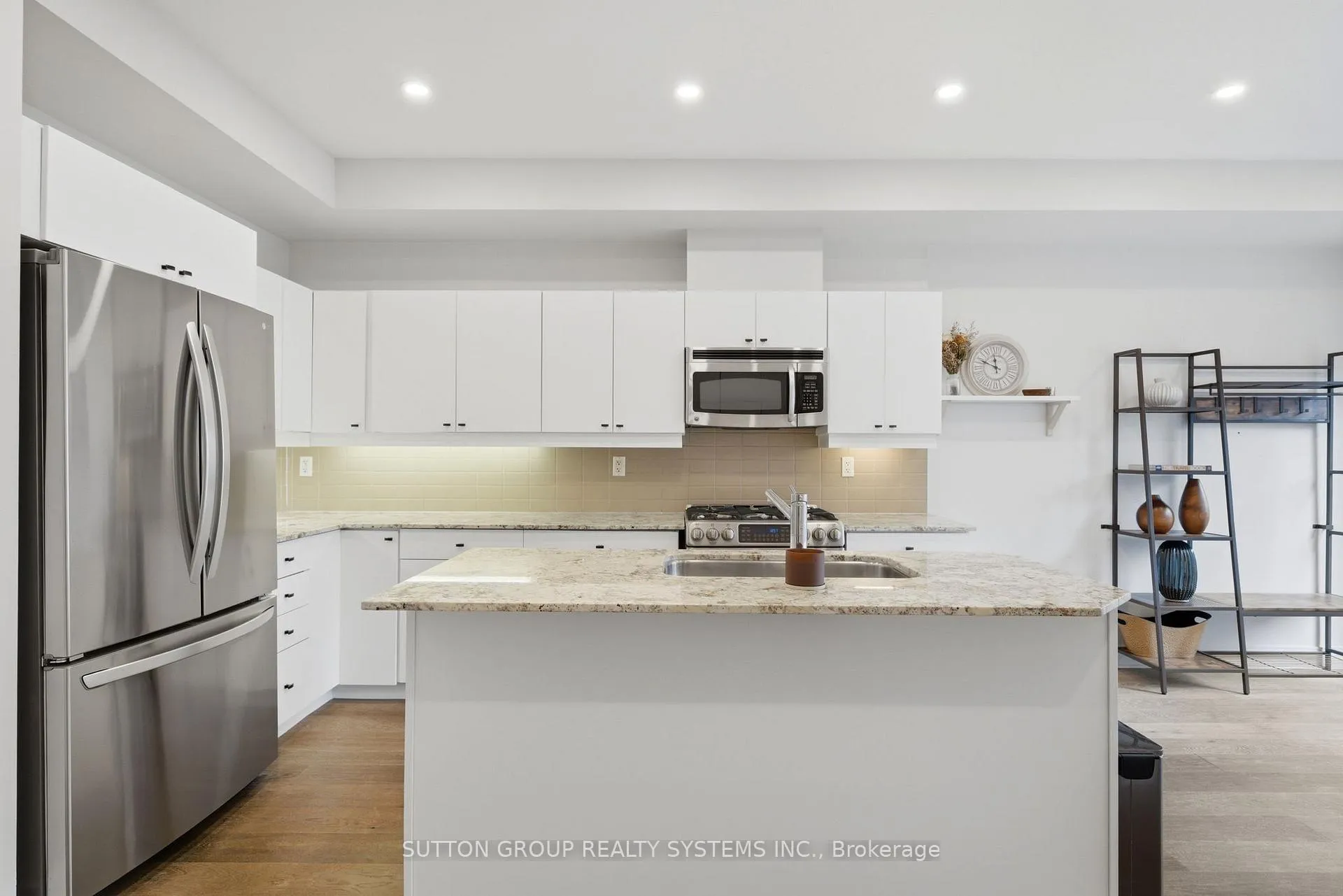 Photo 1 of 99A Walmer Road, Toronto, The Annex — HOMEH