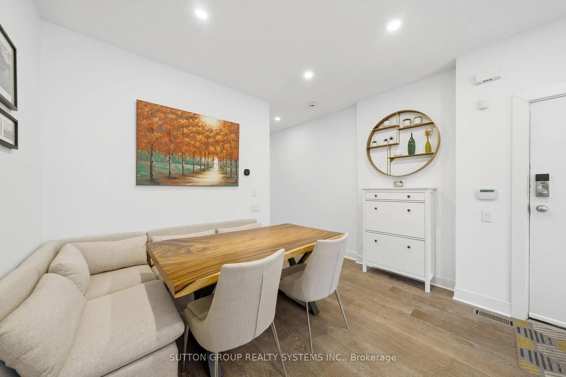 Photo 7 of 99A Walmer Road, Toronto, The Annex — HOMEH