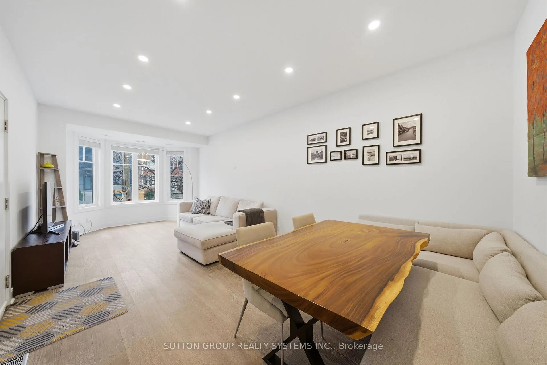 Photo 9 of 99A Walmer Road, Toronto, The Annex — HOMEH