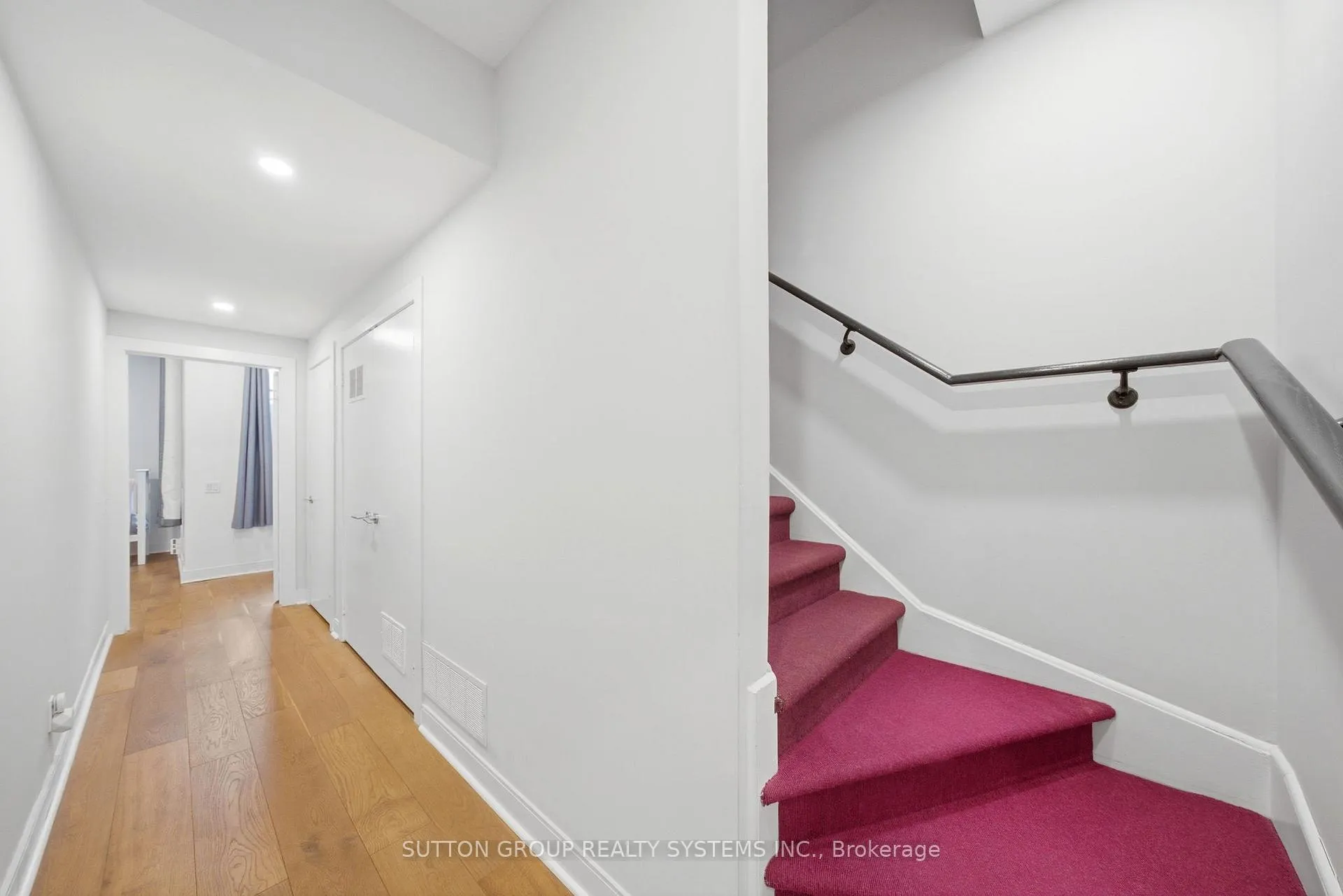 Photo 21 of 99A Walmer Road, Toronto, The Annex — HOMEH
