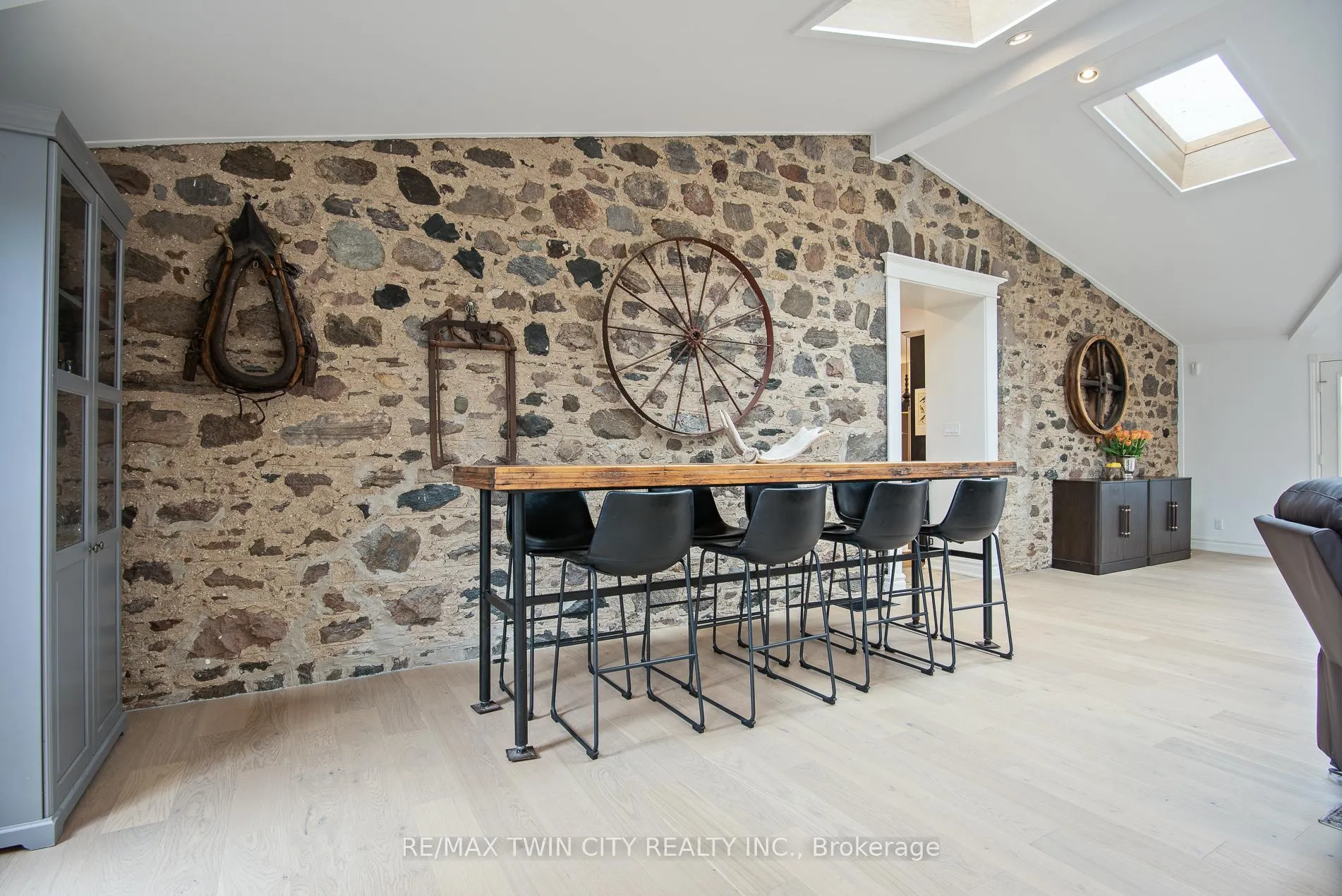 Photo 20 of 464 Piper Street, North Dumfries, Ayr — HOMEH