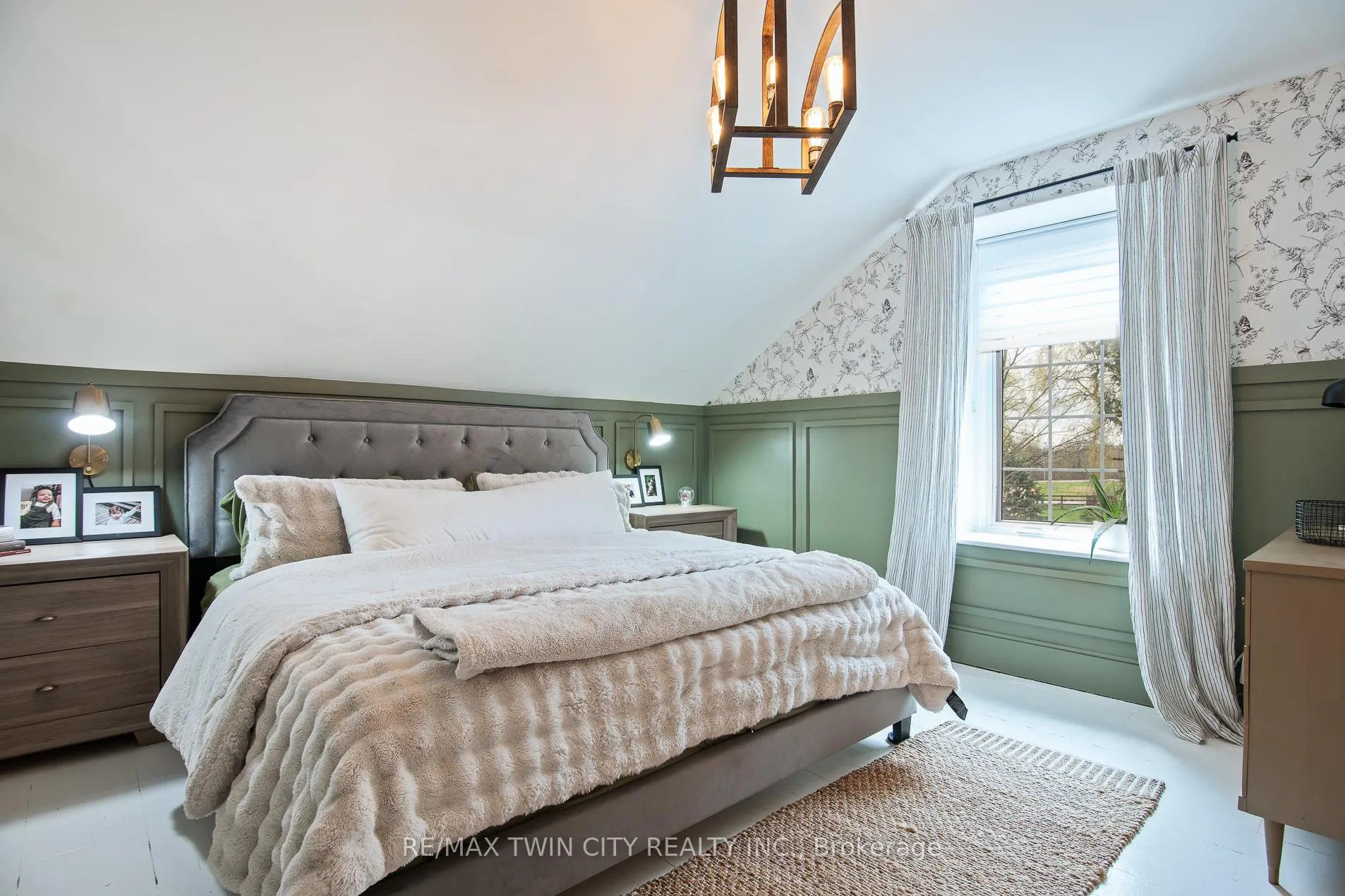 Photo 35 of 464 Piper Street, North Dumfries, Ayr — HOMEH