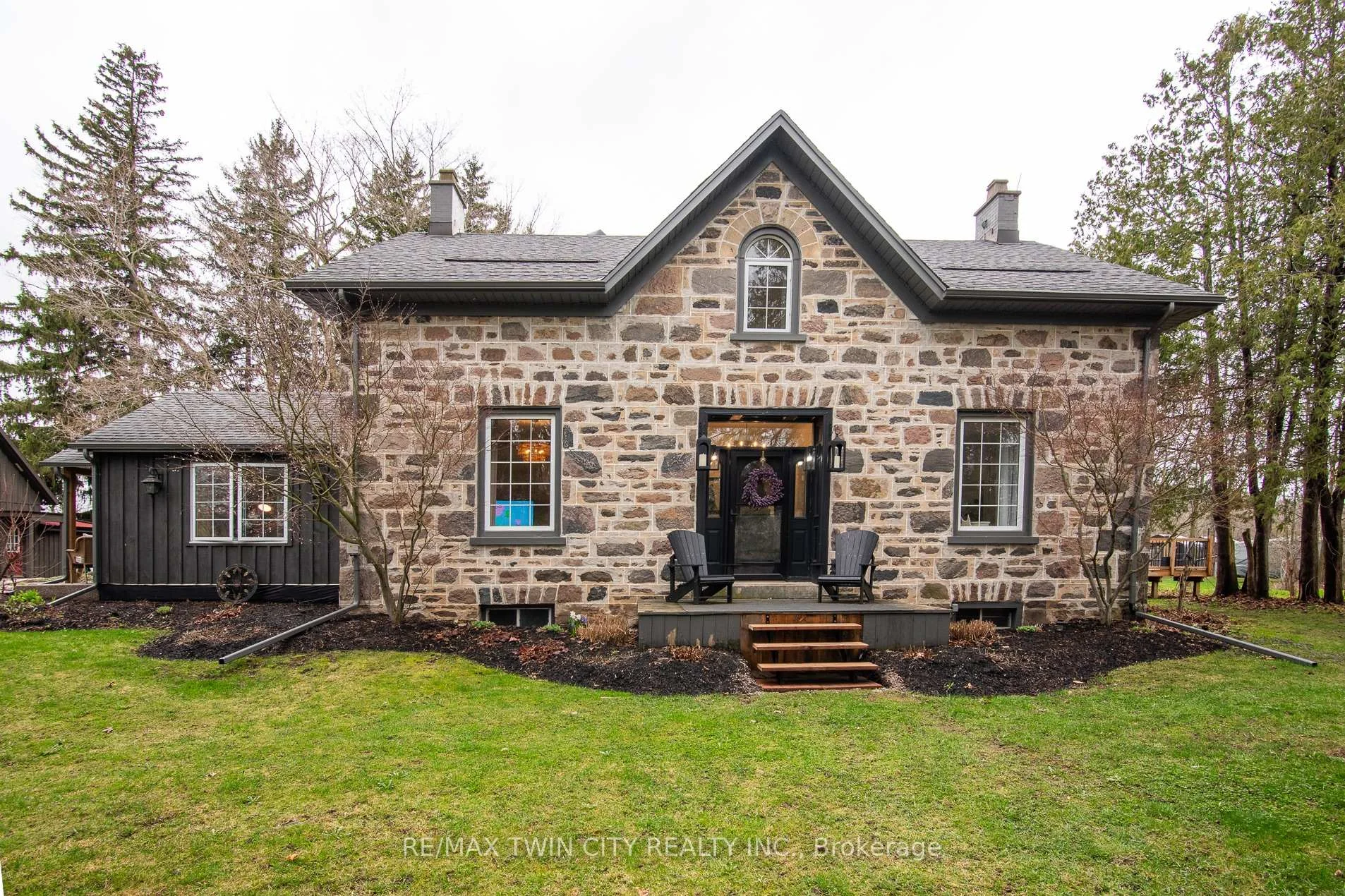 Photo 16 of 464 Piper Street, North Dumfries, Ayr — HOMEH