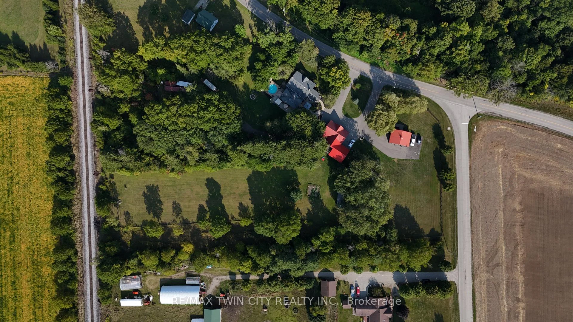 Photo 59 of 464 Piper Street, North Dumfries, Ayr — HOMEH