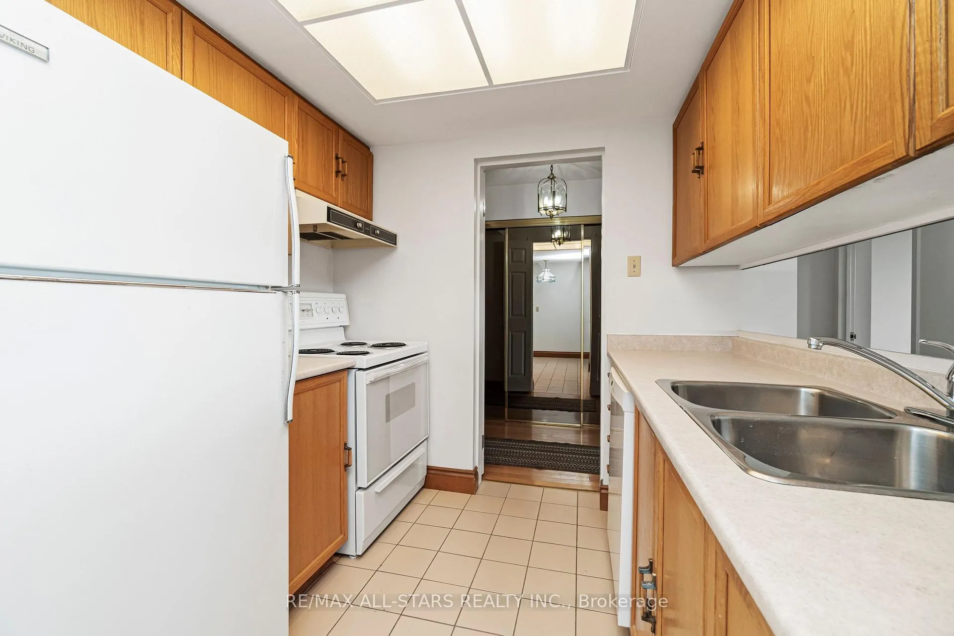 Photo 8 of Unit 607, 2 Raymerville Drive, Markham, Raymerville — HOMEH