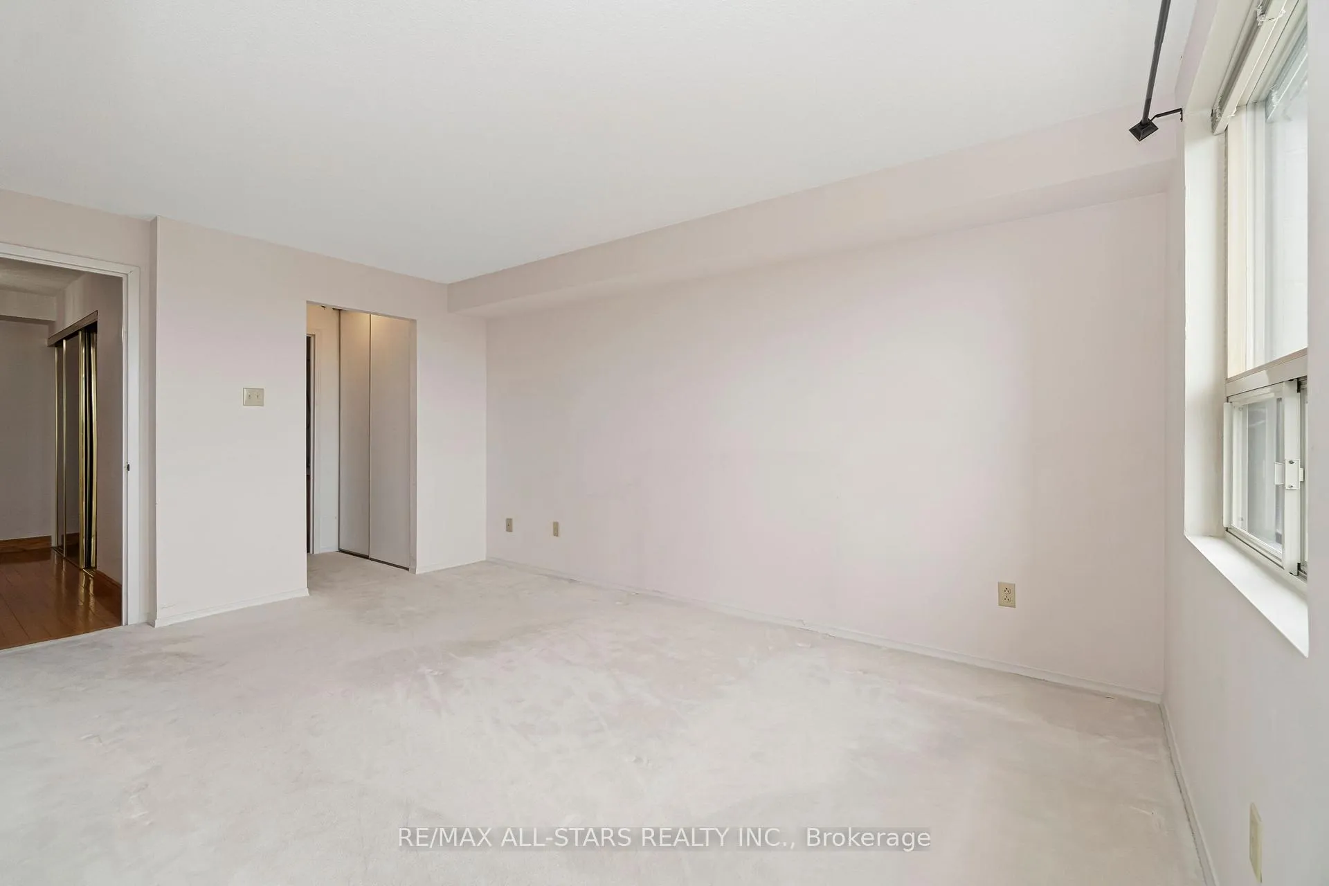 Photo 28 of Unit 607, 2 Raymerville Drive, Markham, Raymerville — HOMEH