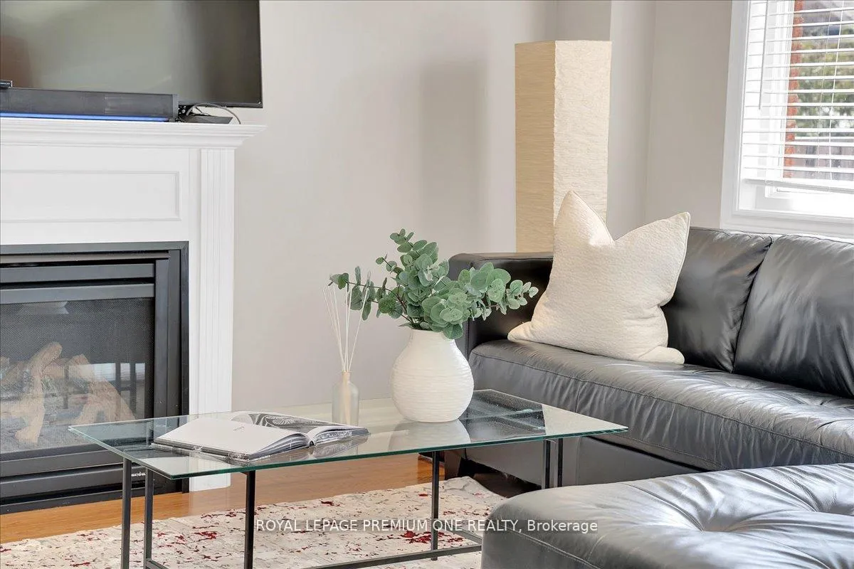 Photo 21 of 30 Monabelle Crescent, Brampton, Vales of Castlemore North — HOMEH