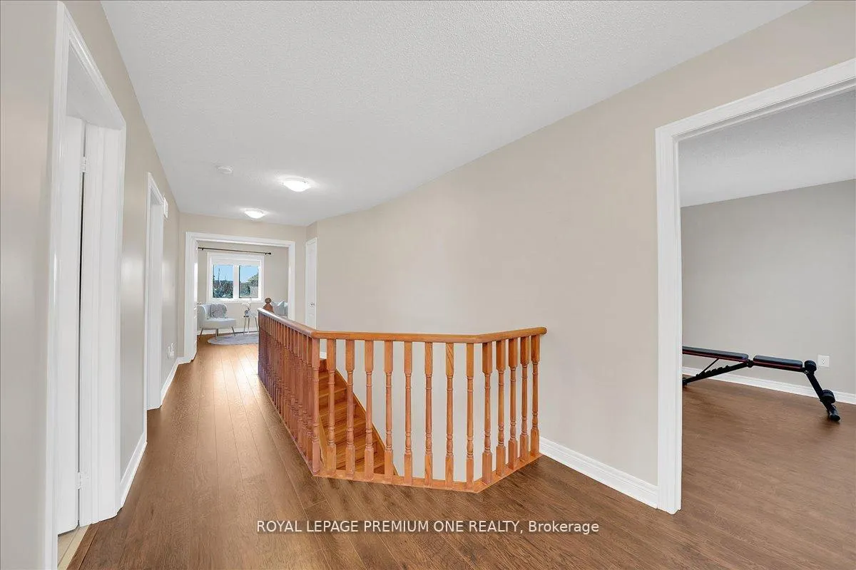 Photo 24 of 30 Monabelle Crescent, Brampton, Vales of Castlemore North — HOMEH