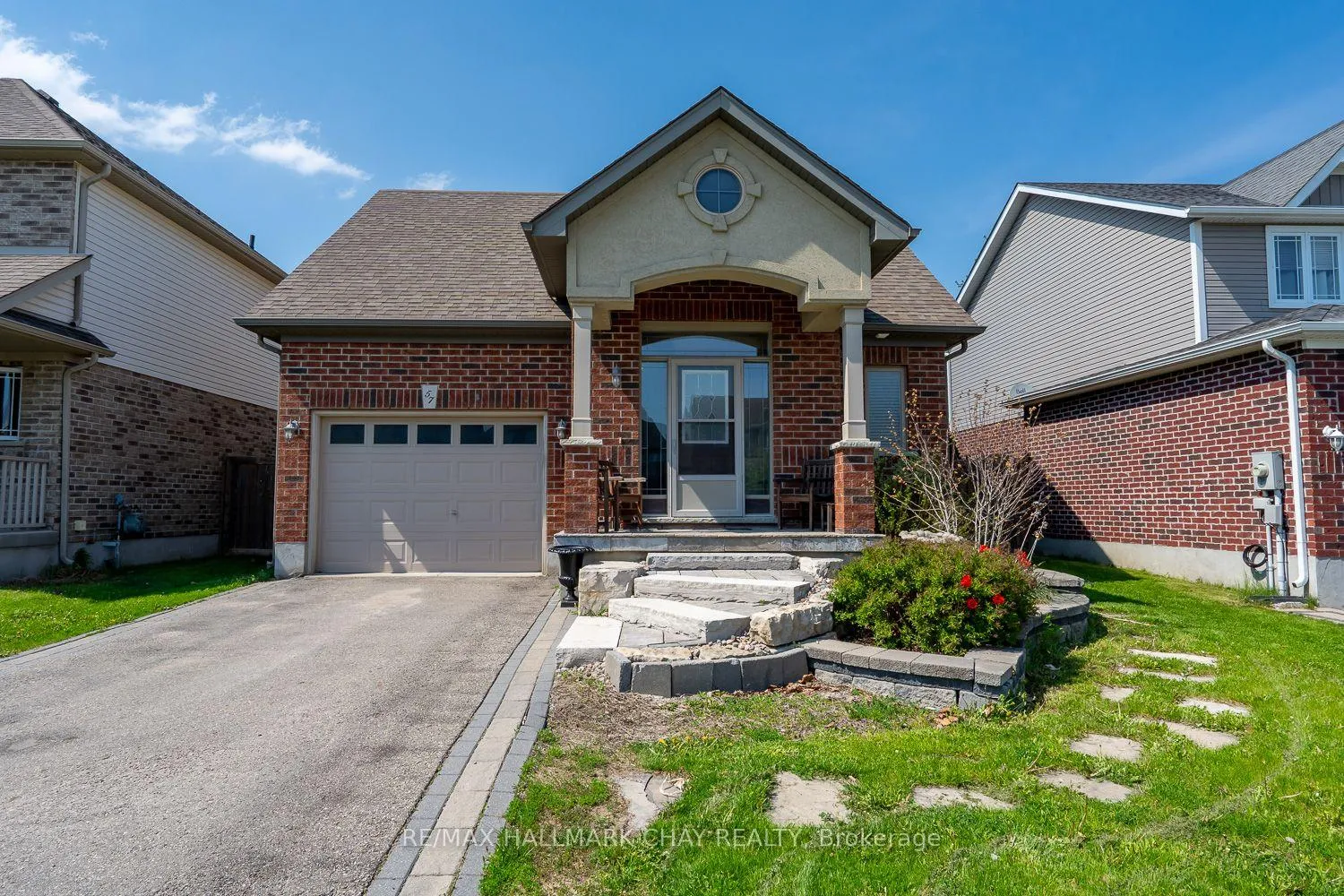 Photo 1 of 57 Irwin Crescent, New Tecumseth, Alliston — HOMEH