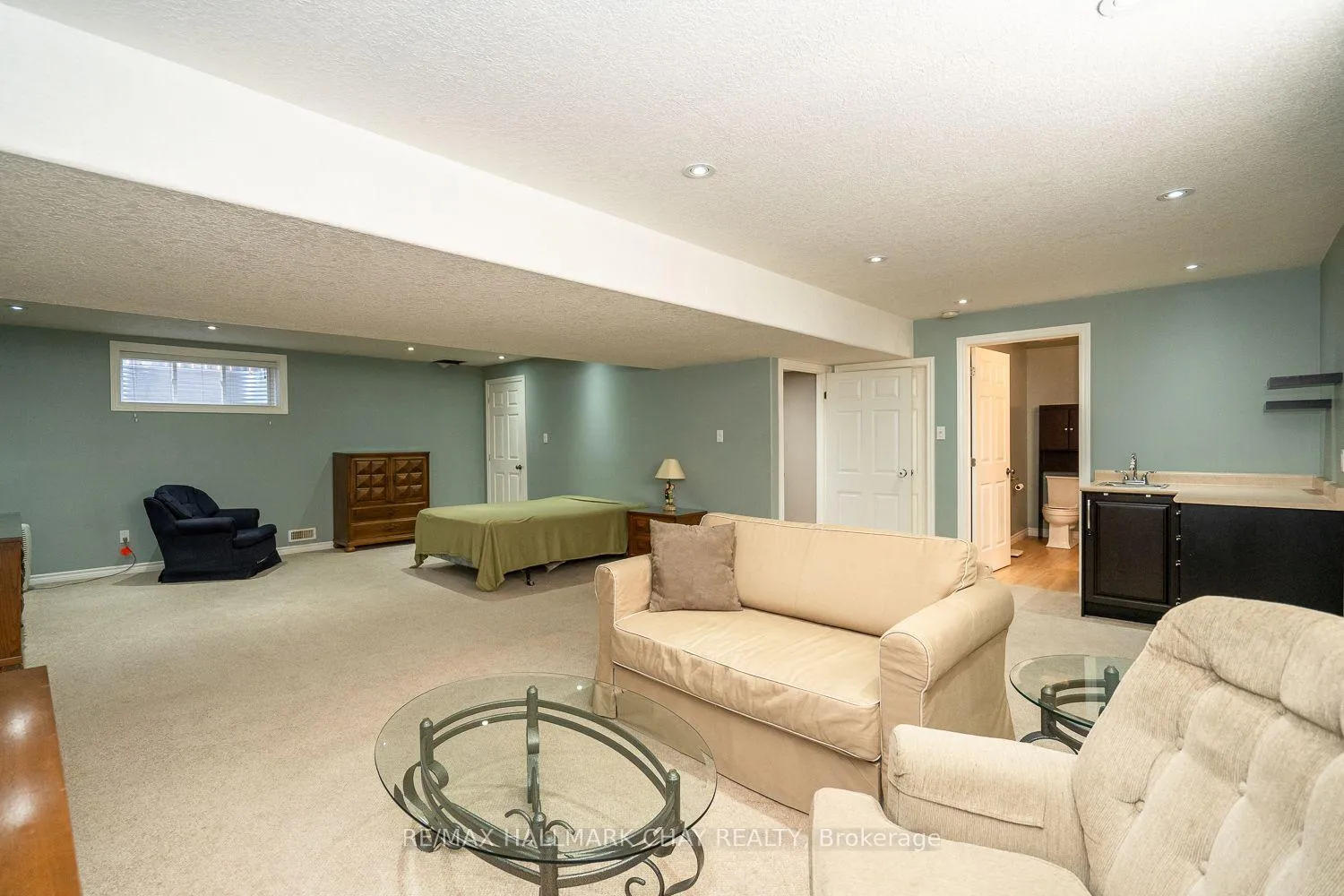 Photo 4 of 57 Irwin Crescent, New Tecumseth, Alliston — HOMEH