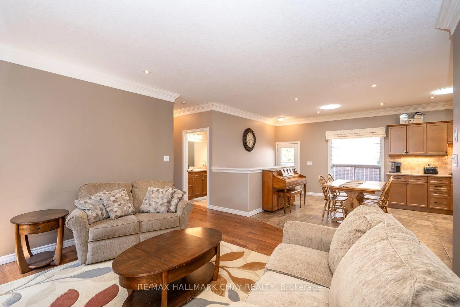 Photo 13 of 57 Irwin Crescent, New Tecumseth, Alliston — HOMEH