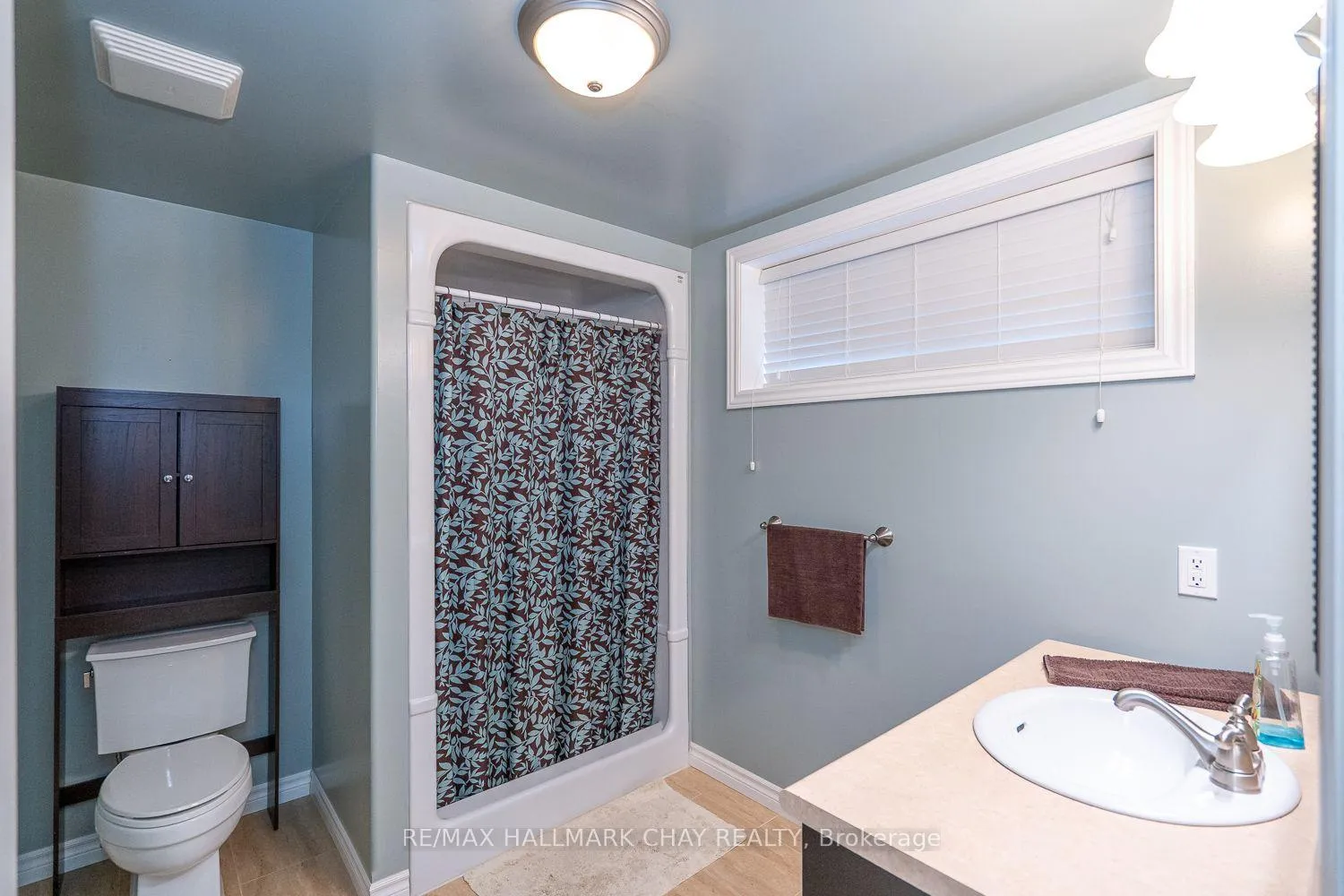 Photo 26 of 57 Irwin Crescent, New Tecumseth, Alliston — HOMEH
