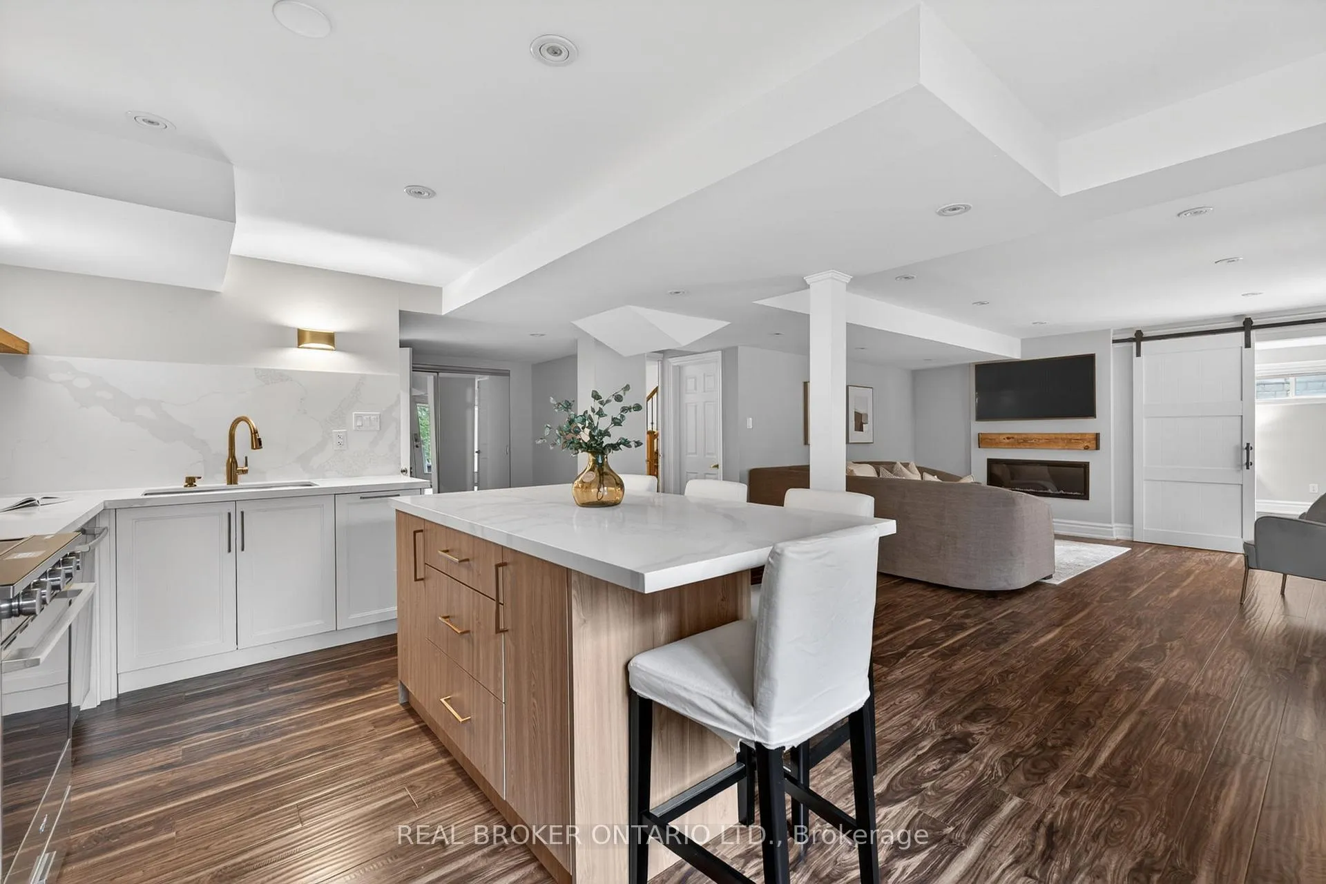 Photo 40 of 8 Gamble Street, Halton Hills, Glen Williams — HOMEH