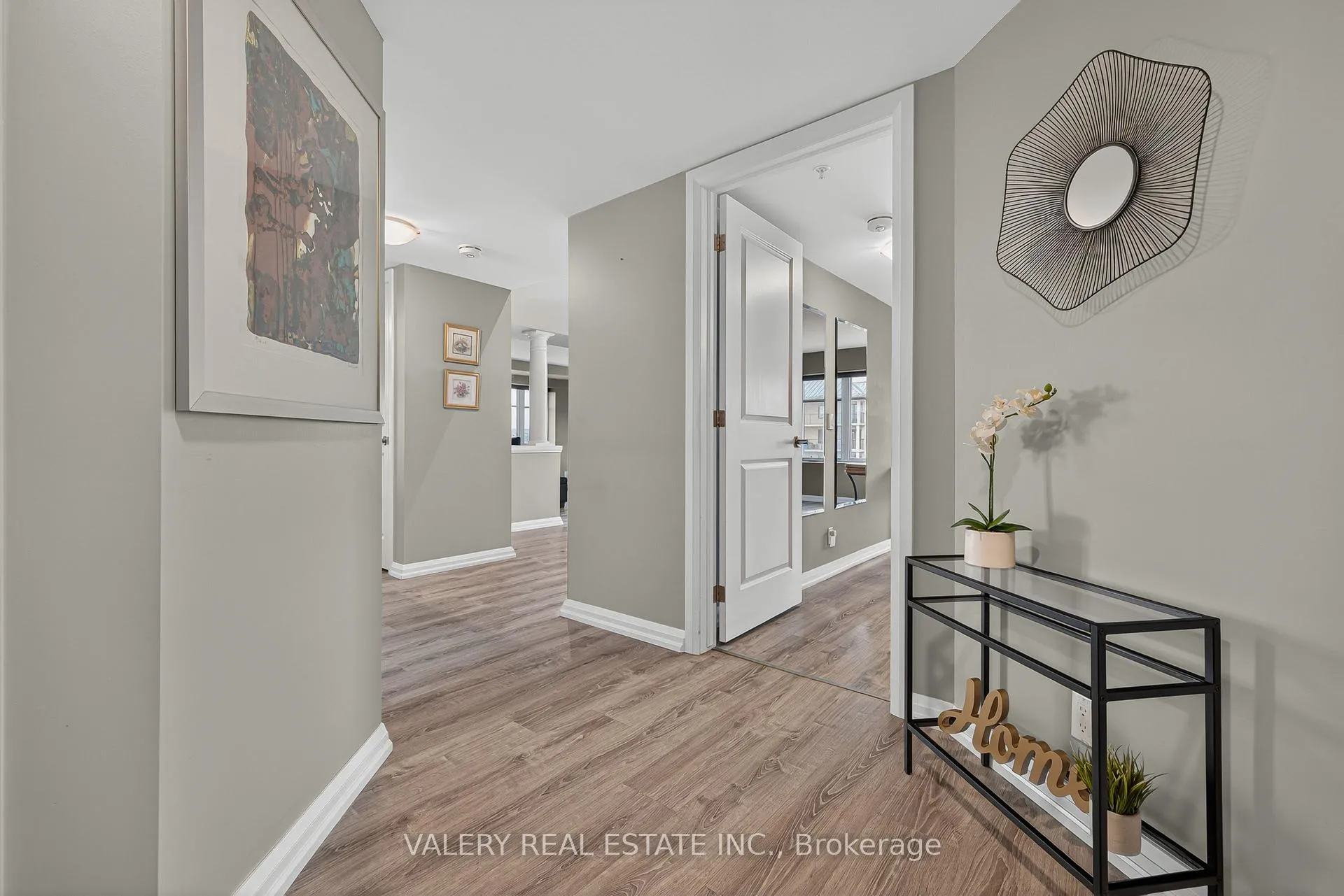 Photo 2 of Unit 701, 778 Laurelwood Drive, Waterloo — HOMEH