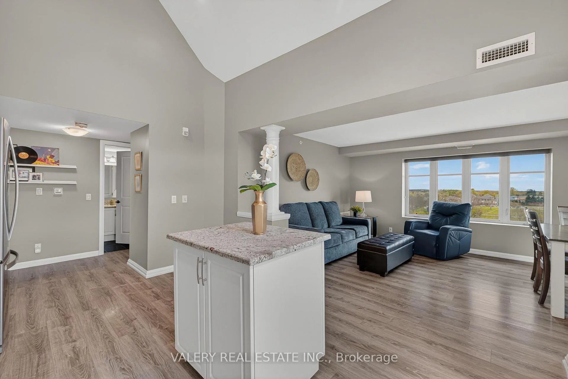 Photo 7 of Unit 701, 778 Laurelwood Drive, Waterloo — HOMEH