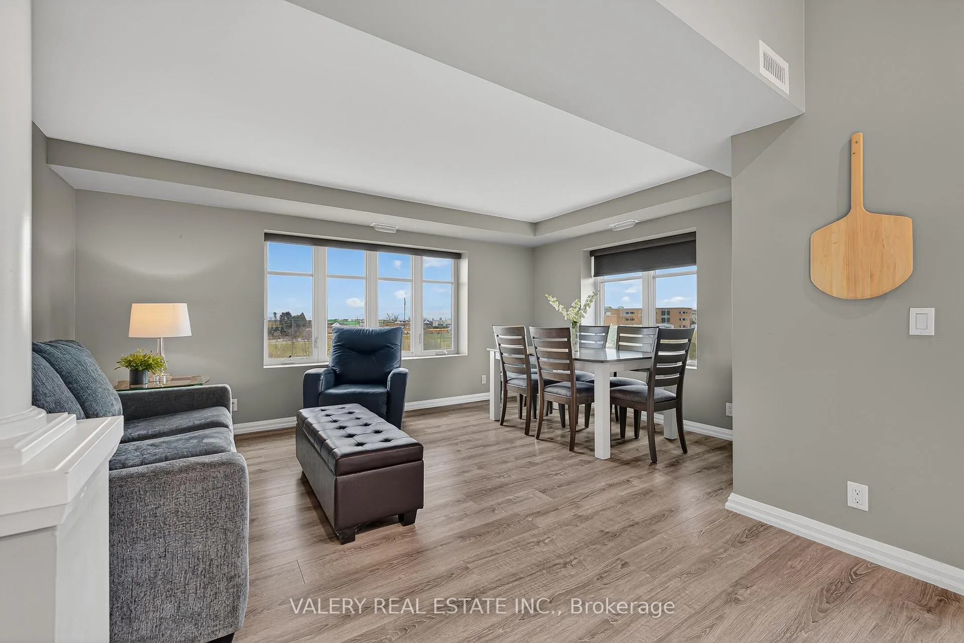 Photo 8 of Unit 701, 778 Laurelwood Drive, Waterloo — HOMEH