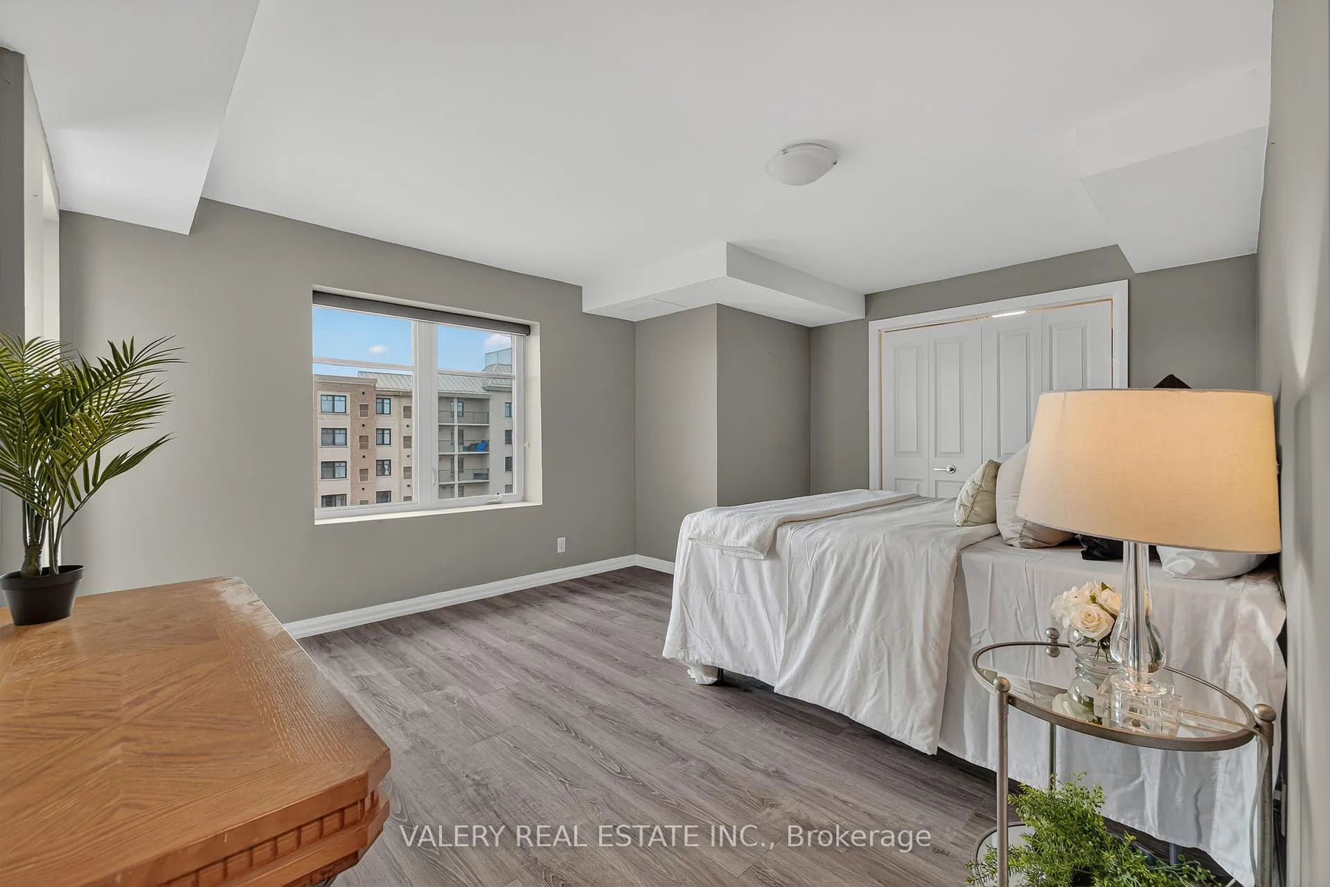 Photo 10 of Unit 701, 778 Laurelwood Drive, Waterloo — HOMEH