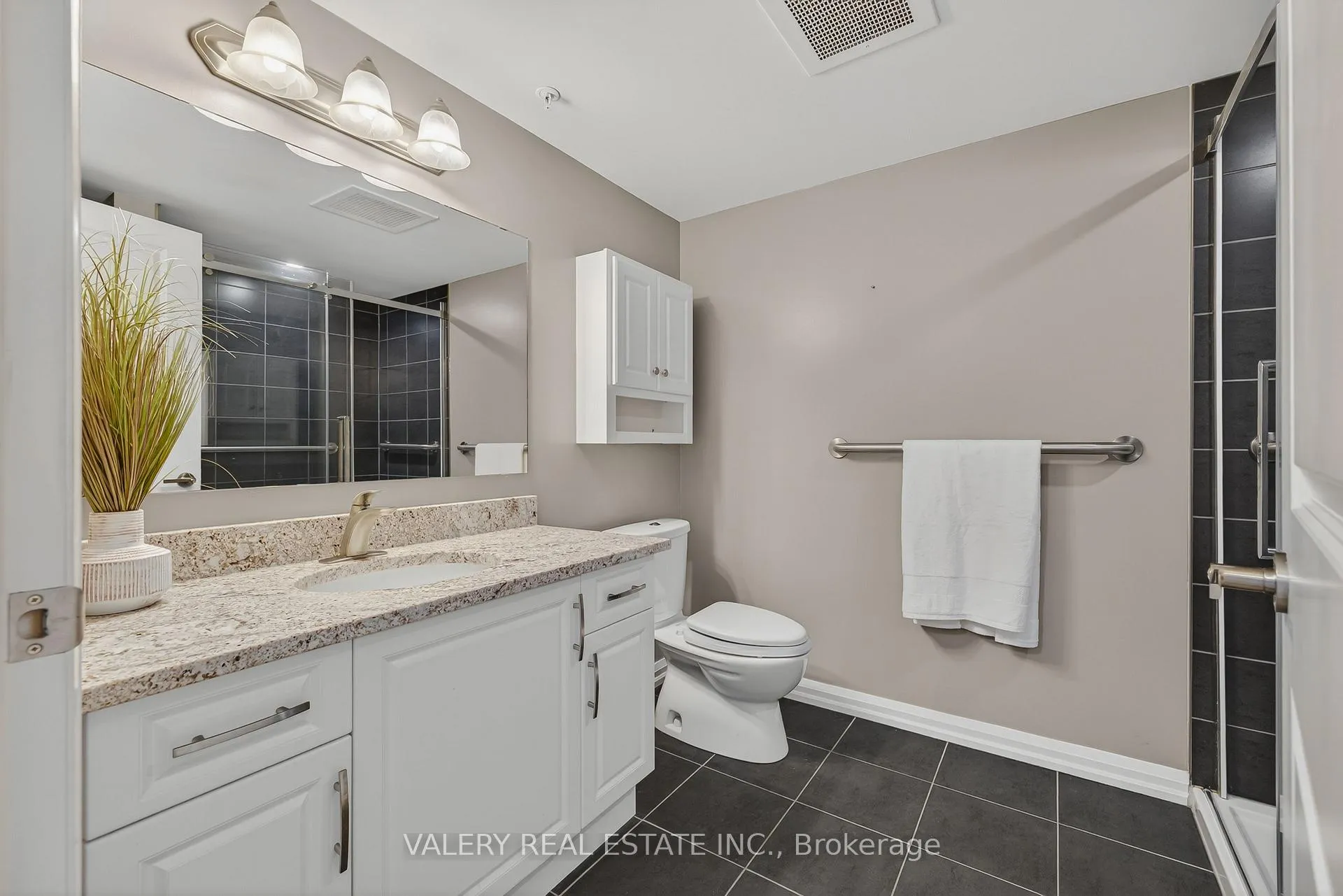 Photo 15 of Unit 701, 778 Laurelwood Drive, Waterloo — HOMEH