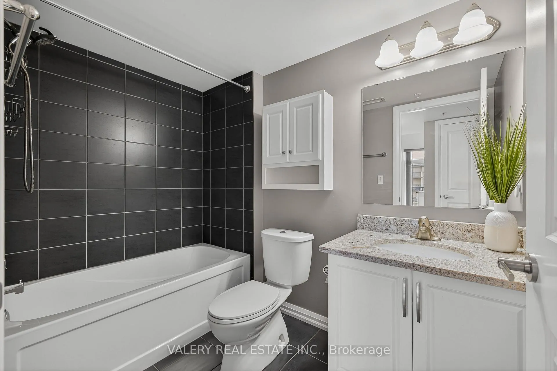 Photo 20 of Unit 701, 778 Laurelwood Drive, Waterloo — HOMEH
