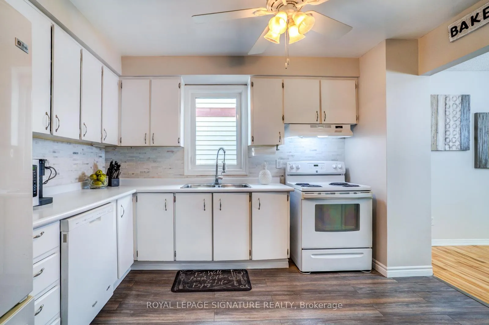 Photo 14 of 17 Mitchell Avenue, Brampton, Heart Lake West — HOMEH