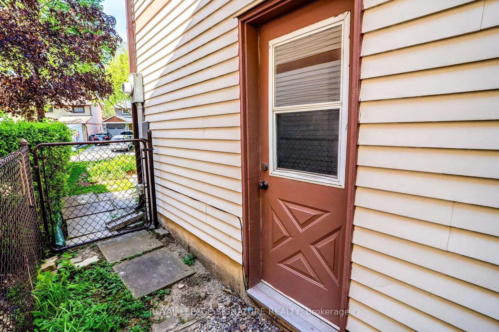Photo 23 of 17 Mitchell Avenue, Brampton, Heart Lake West — HOMEH