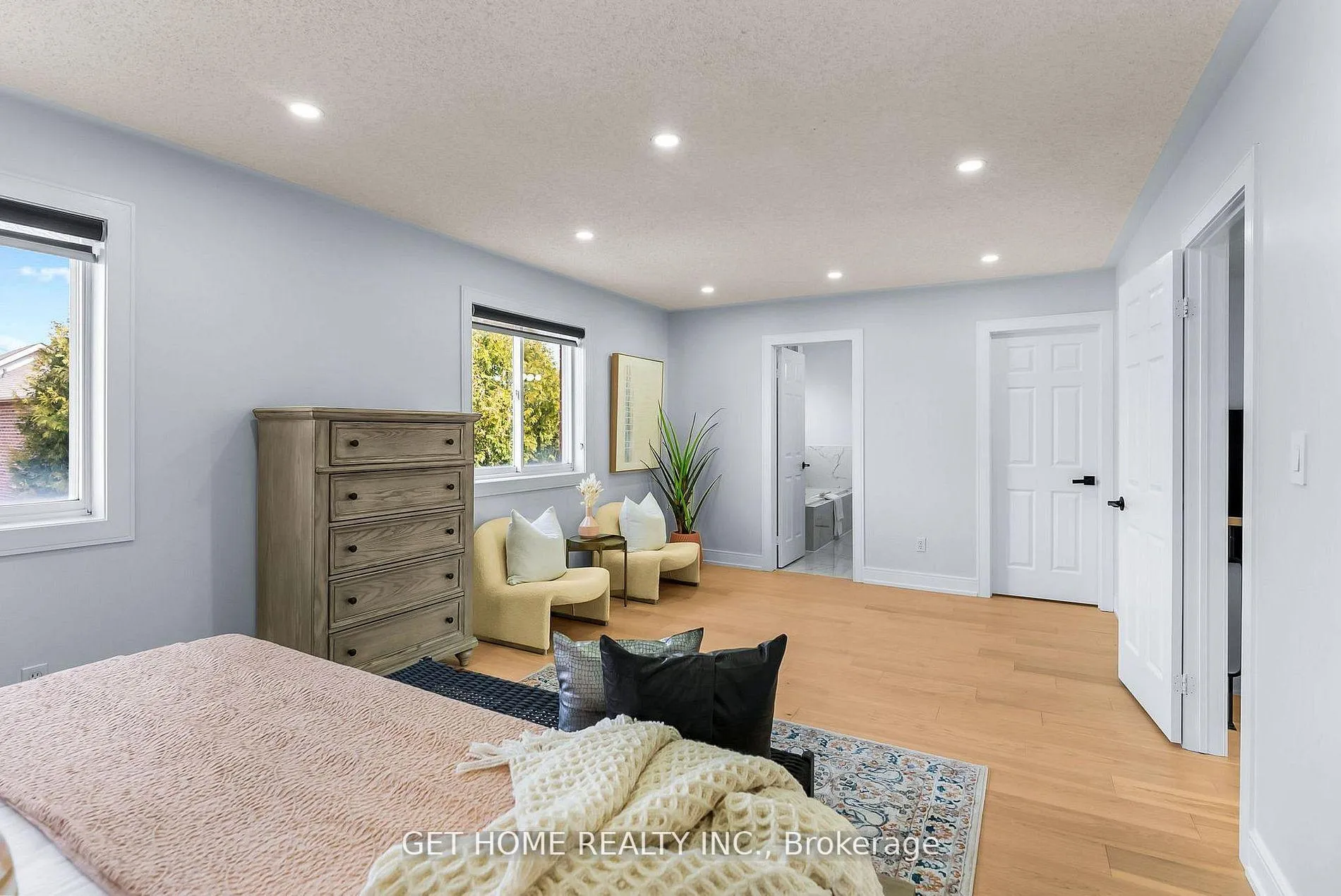 Photo 24 of 269 Huntington Crescent, Clarington, Courtice — HOMEH