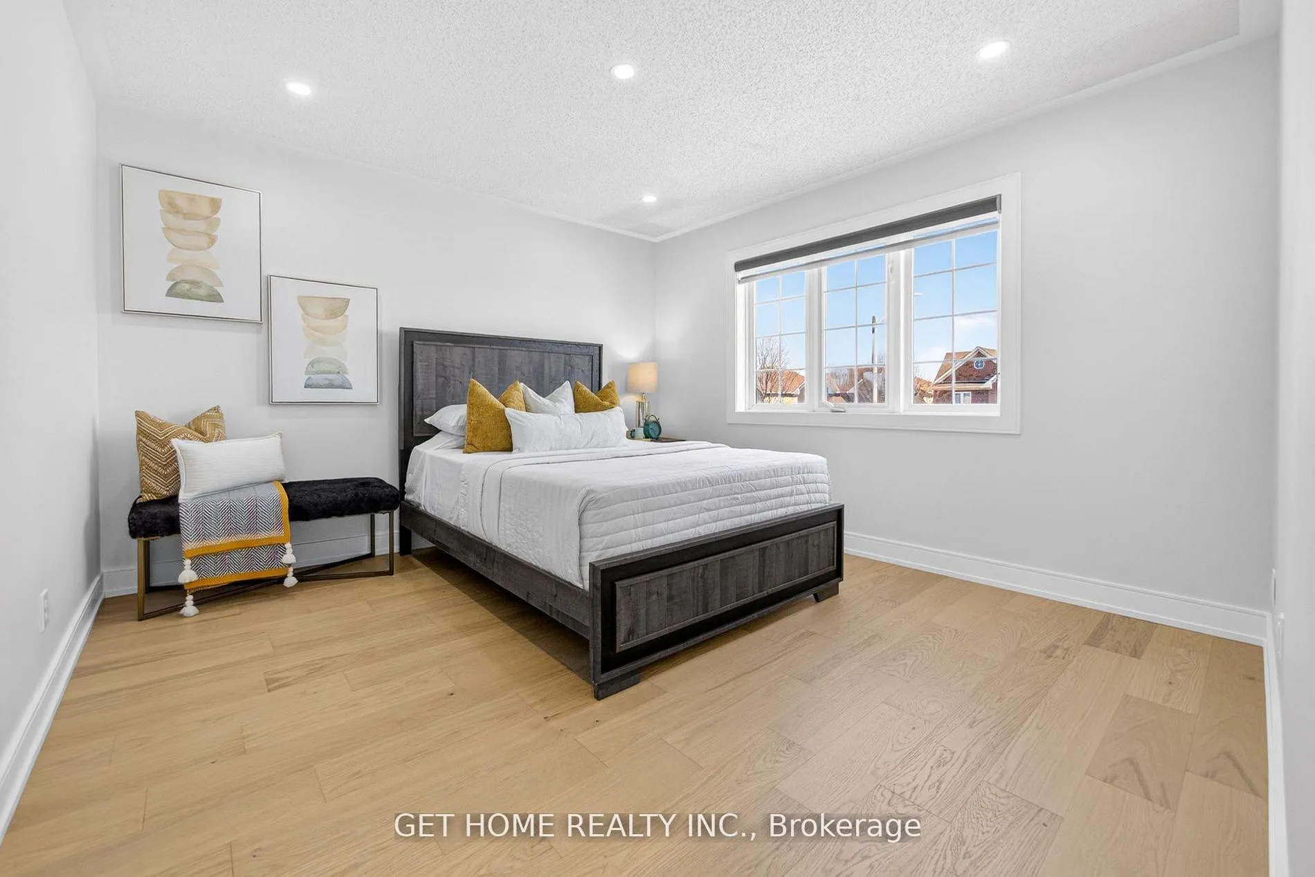 Photo 31 of 269 Huntington Crescent, Clarington, Courtice — HOMEH