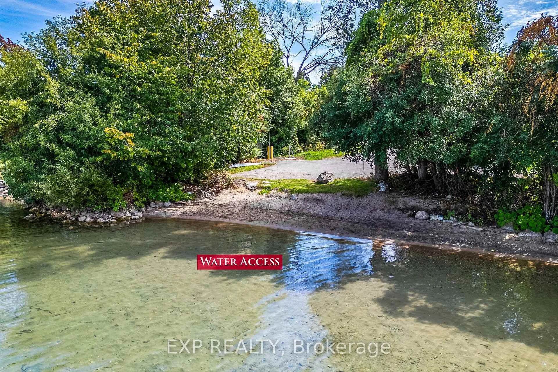 Photo 2 of 269 Cedarmere Road, Orillia — HOMEH