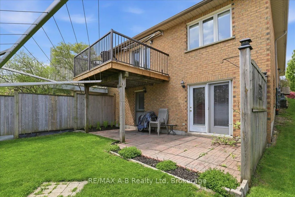 Photo 7 of 93 Abraham Drive, Stratford — HOMEH