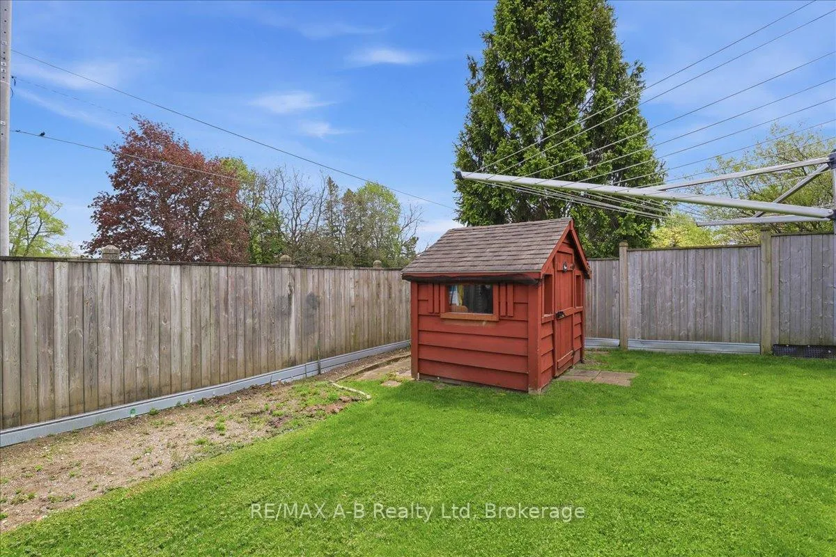 Photo 8 of 93 Abraham Drive, Stratford — HOMEH