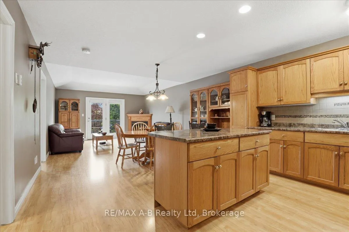 Photo 14 of 93 Abraham Drive, Stratford — HOMEH