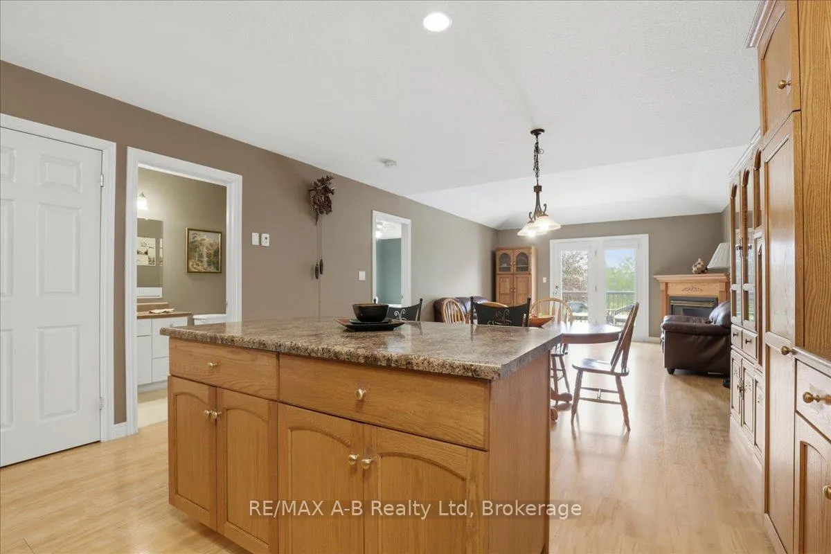 Photo 18 of 93 Abraham Drive, Stratford — HOMEH