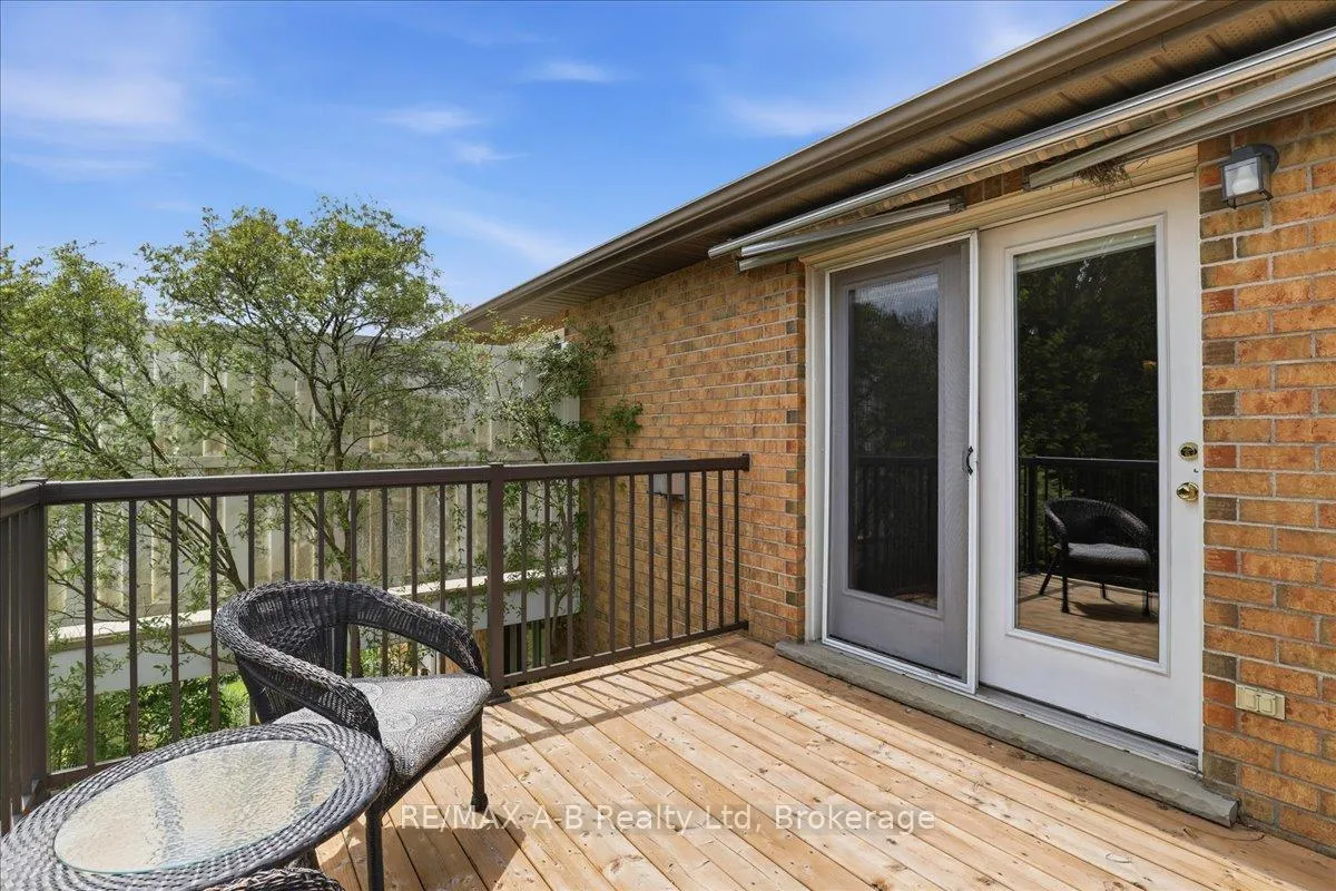 Photo 26 of 93 Abraham Drive, Stratford — HOMEH