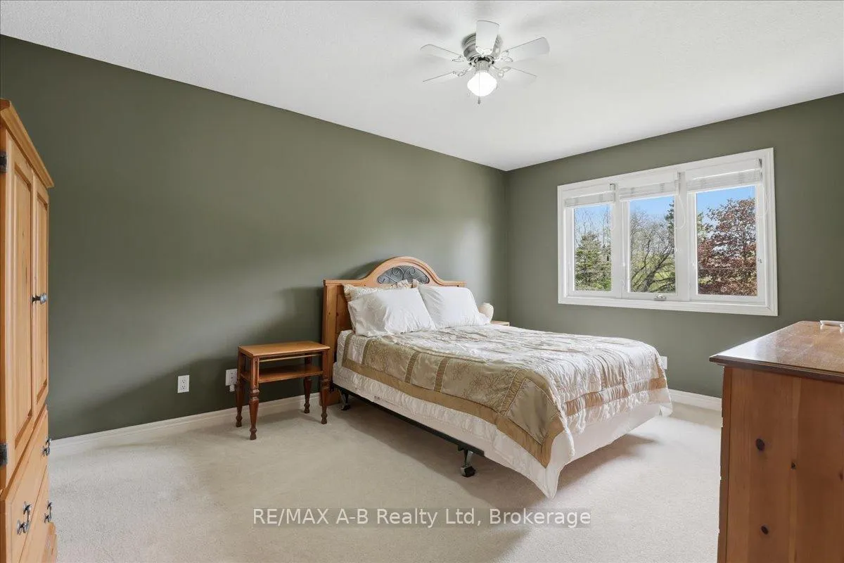 Photo 27 of 93 Abraham Drive, Stratford — HOMEH