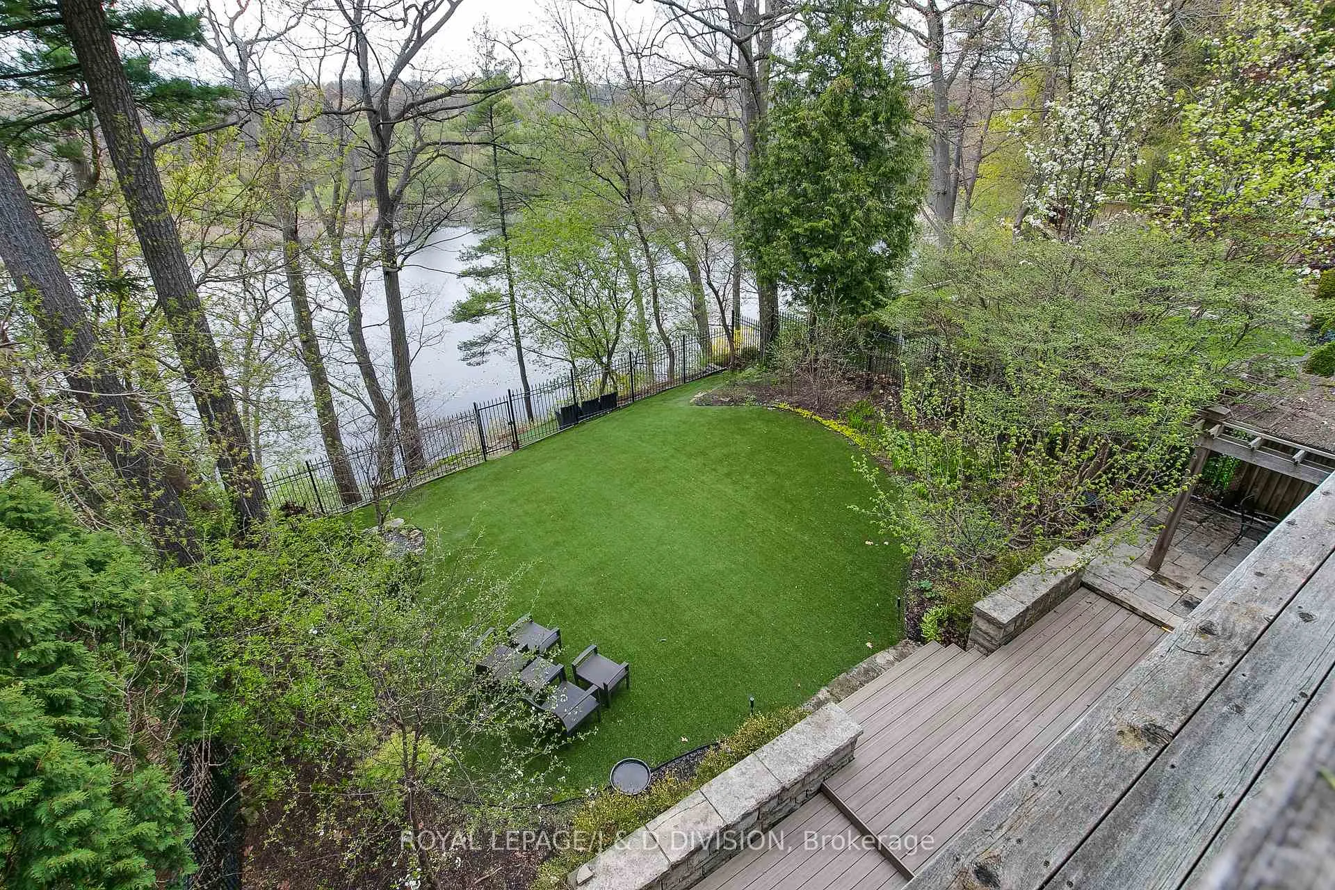 Photo 2 of 76 Brule Gardens, Toronto, High Park-Swansea — HOMEH