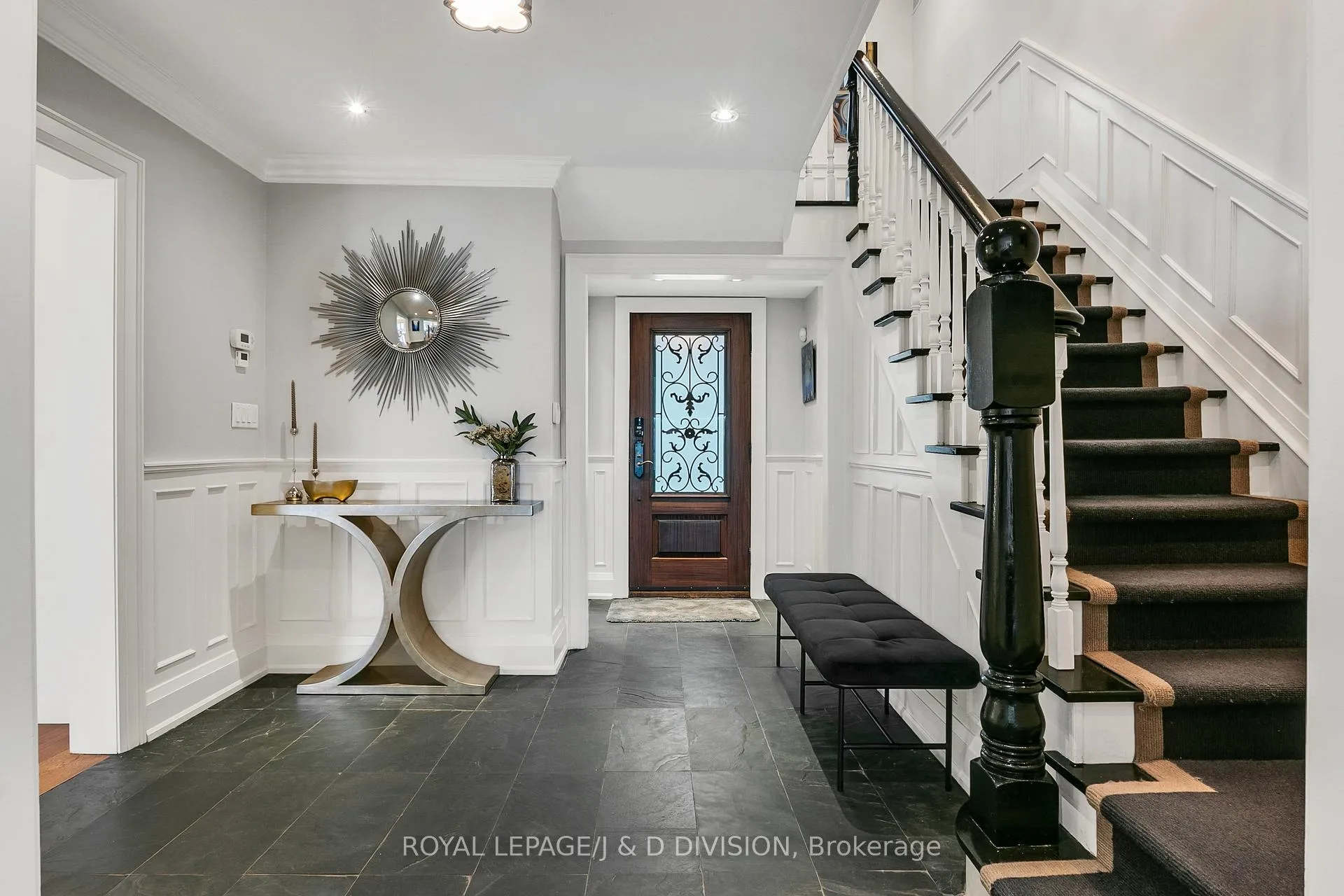 Photo 3 of 76 Brule Gardens, Toronto, High Park-Swansea — HOMEH