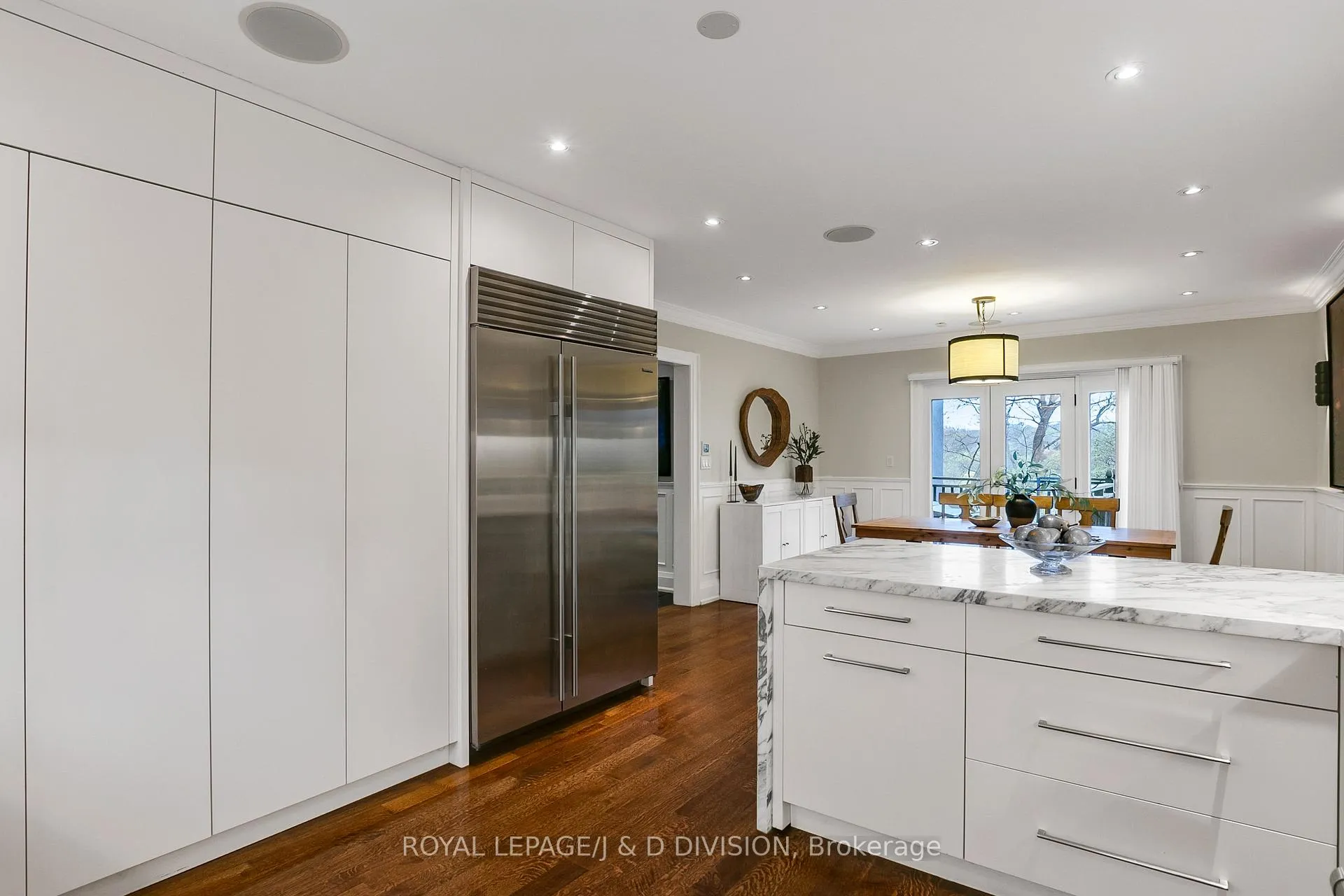 Photo 12 of 76 Brule Gardens, Toronto, High Park-Swansea — HOMEH