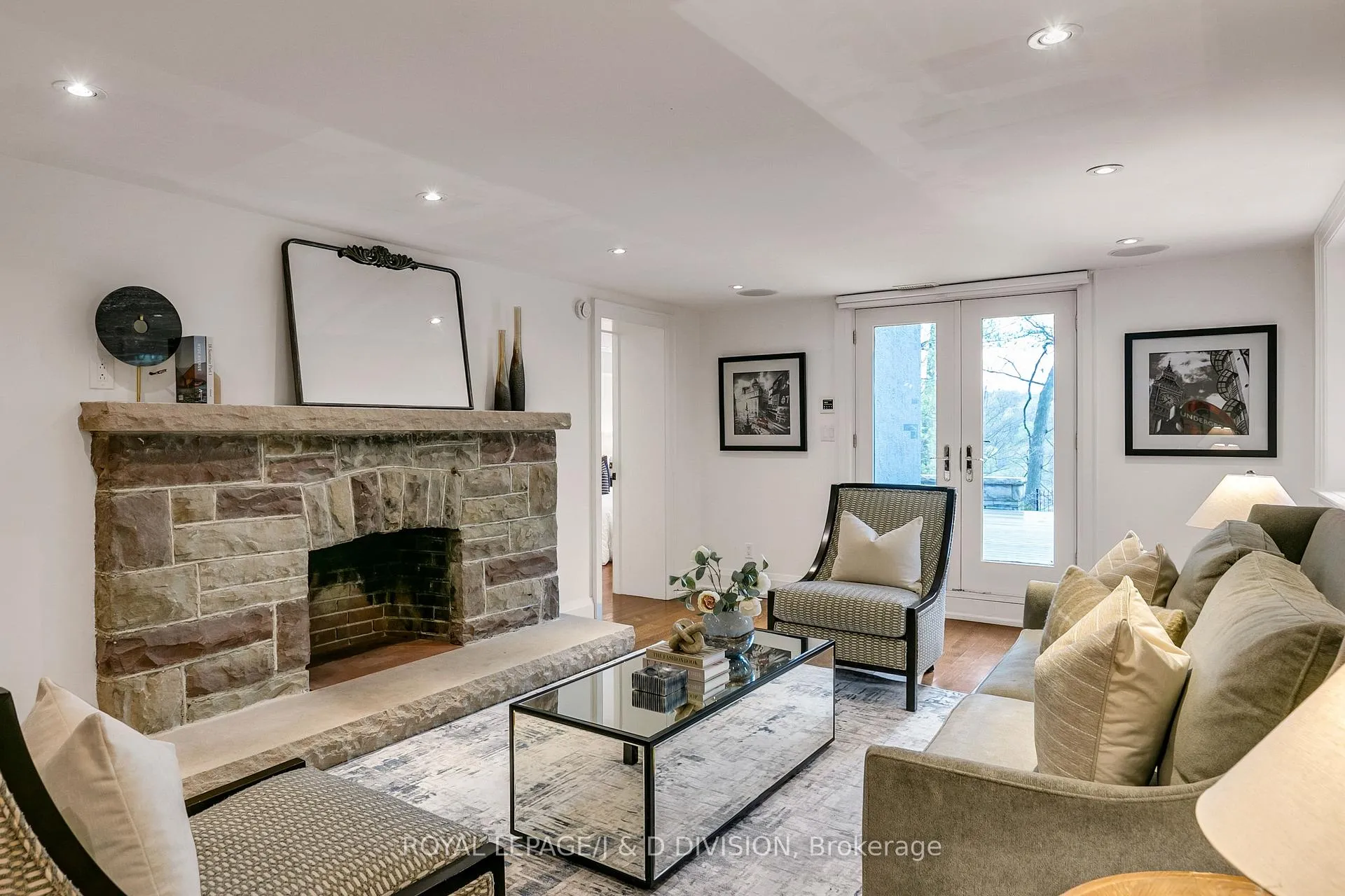Photo 35 of 76 Brule Gardens, Toronto, High Park-Swansea — HOMEH