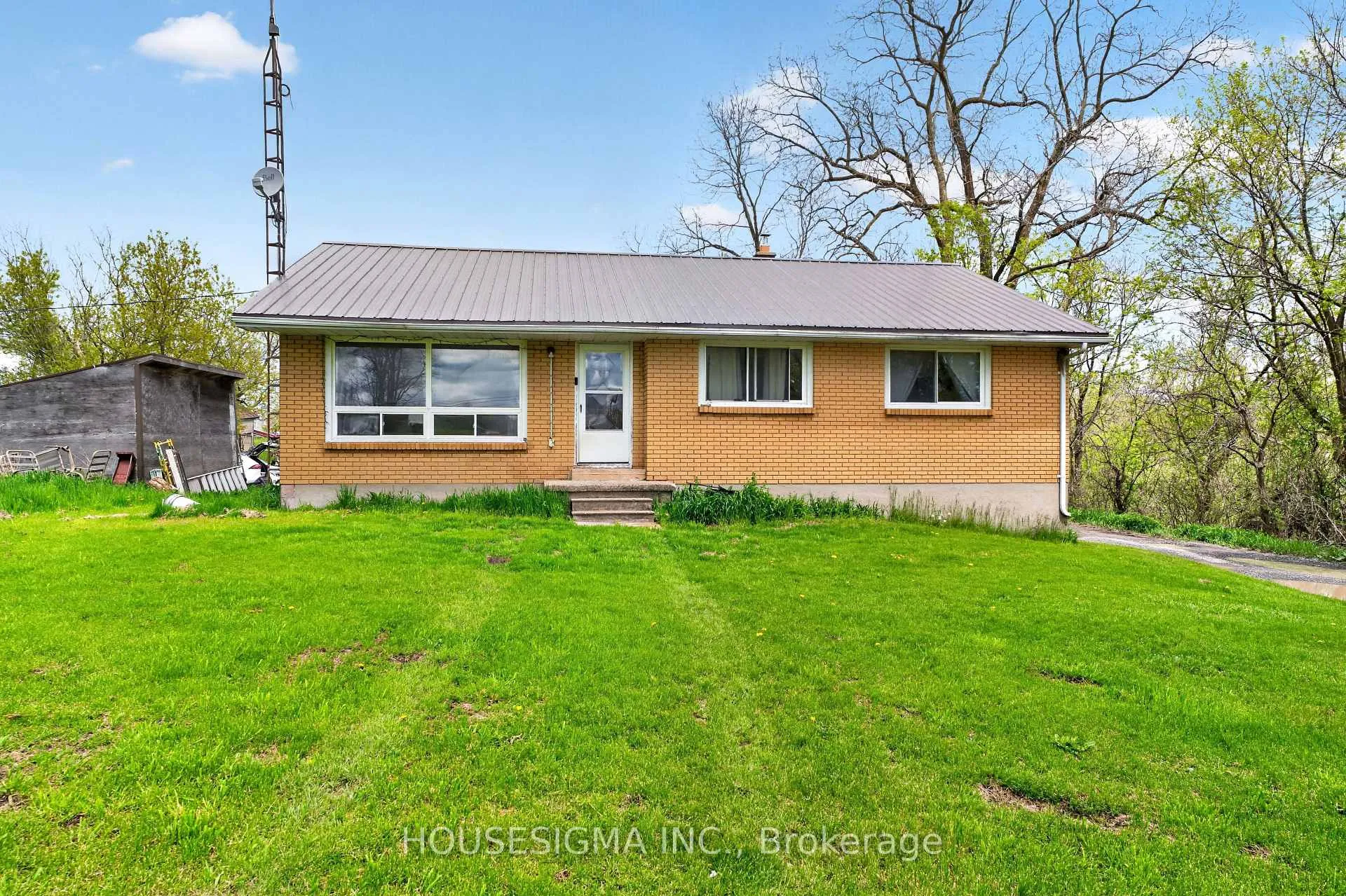 Photo 1 of 2418-2420 Rutledge Road, Frontenac, Frontenac South — HOMEH
