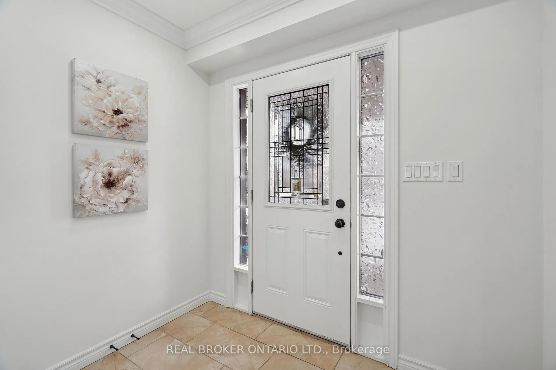Photo 5 of 132 Coker Crescent, Guelph/Eramosa, Rockwood — HOMEH