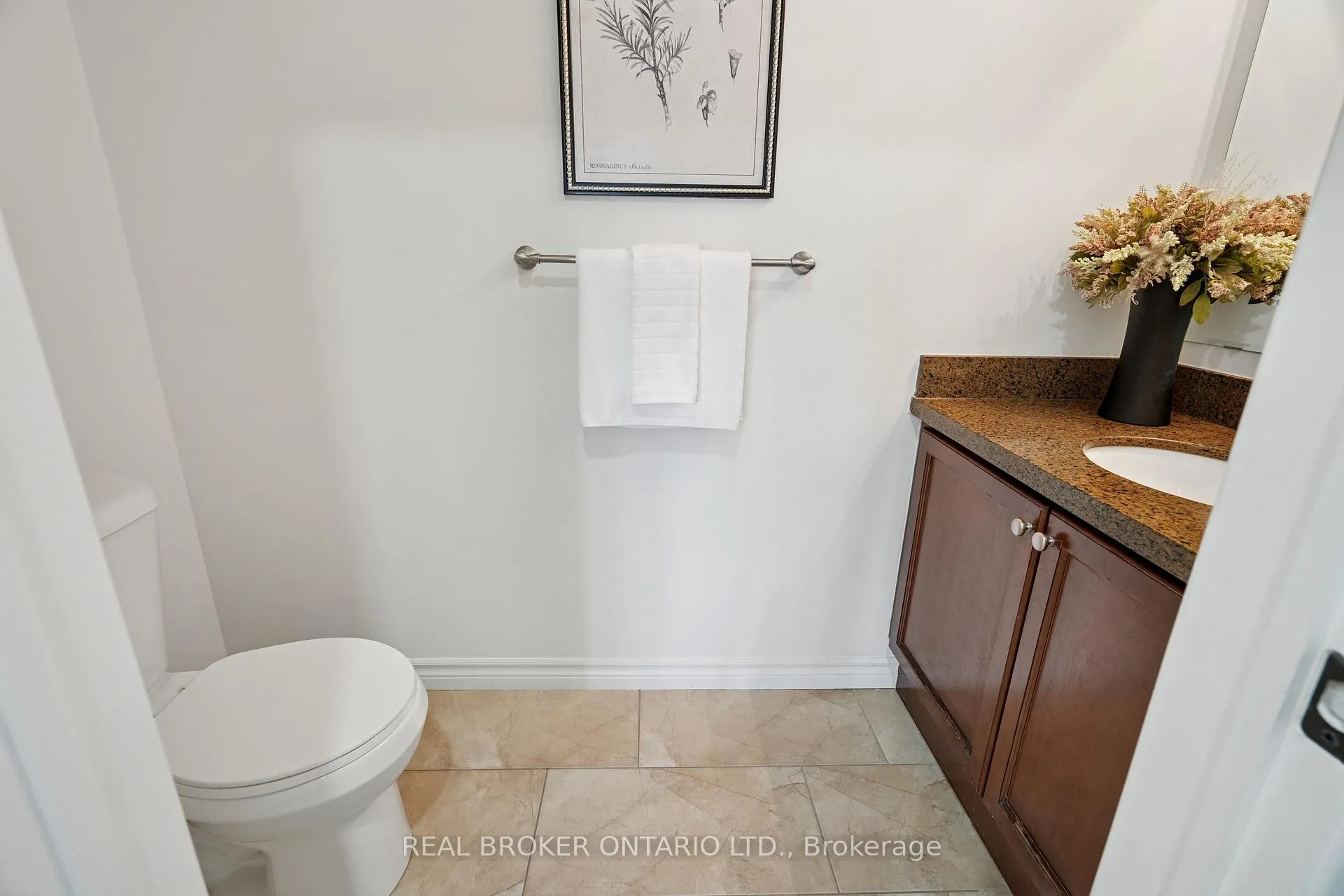 Photo 14 of 132 Coker Crescent, Guelph/Eramosa, Rockwood — HOMEH
