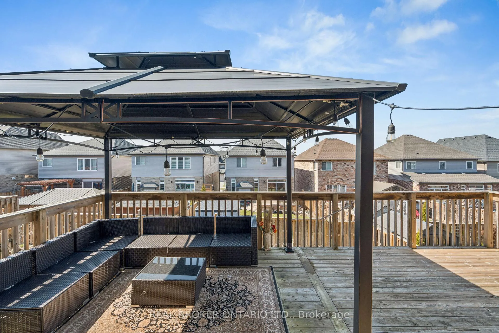 Photo 35 of 132 Coker Crescent, Guelph/Eramosa, Rockwood — HOMEH