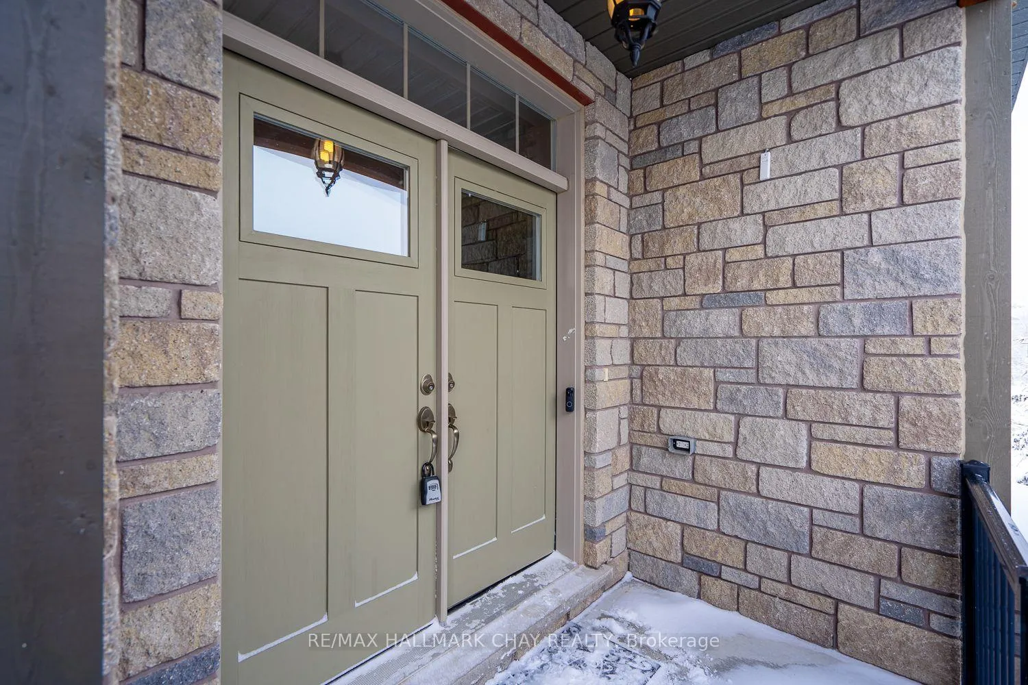 Photo 6 of 54 Landscape Drive, Oro-Medonte, Horseshoe Valley — HOMEH