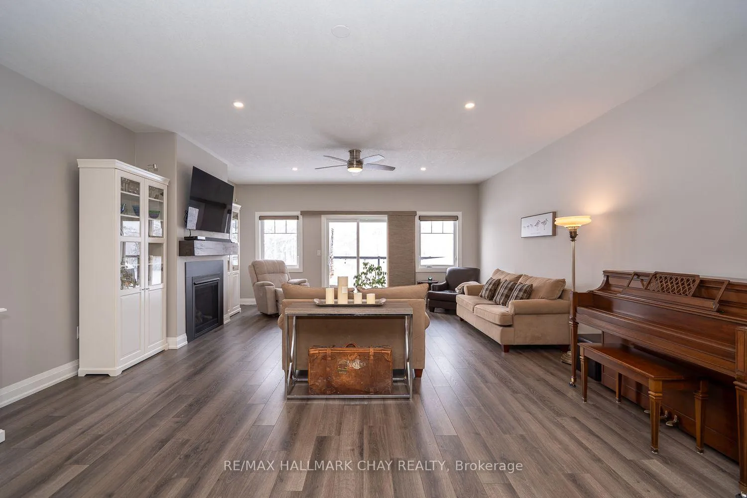 Photo 13 of 54 Landscape Drive, Oro-Medonte, Horseshoe Valley — HOMEH