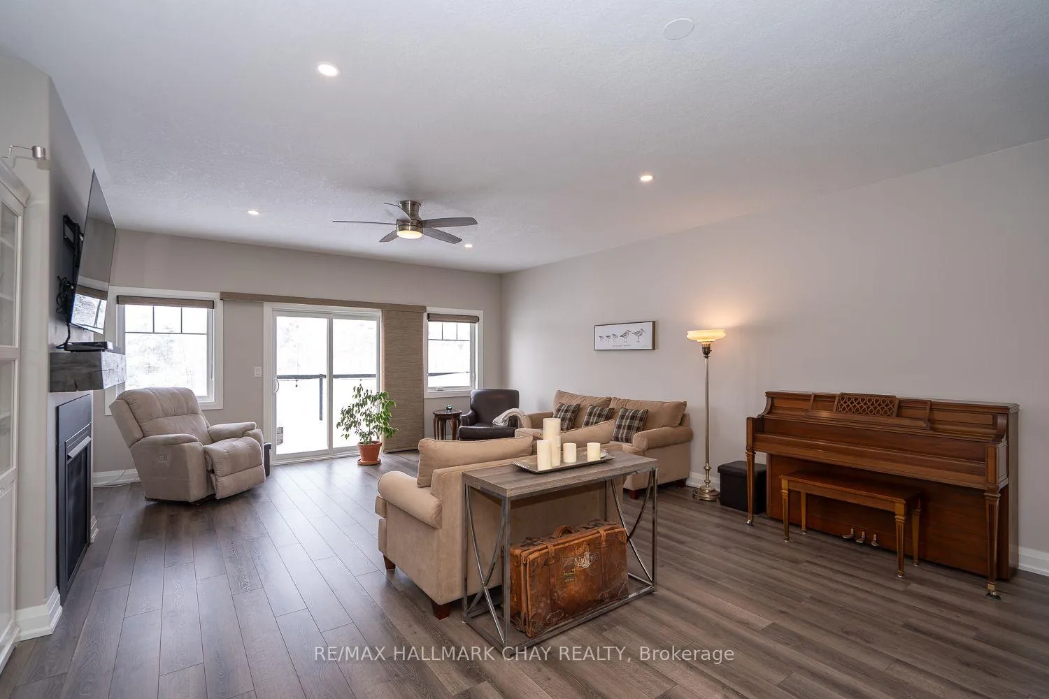Photo 14 of 54 Landscape Drive, Oro-Medonte, Horseshoe Valley — HOMEH