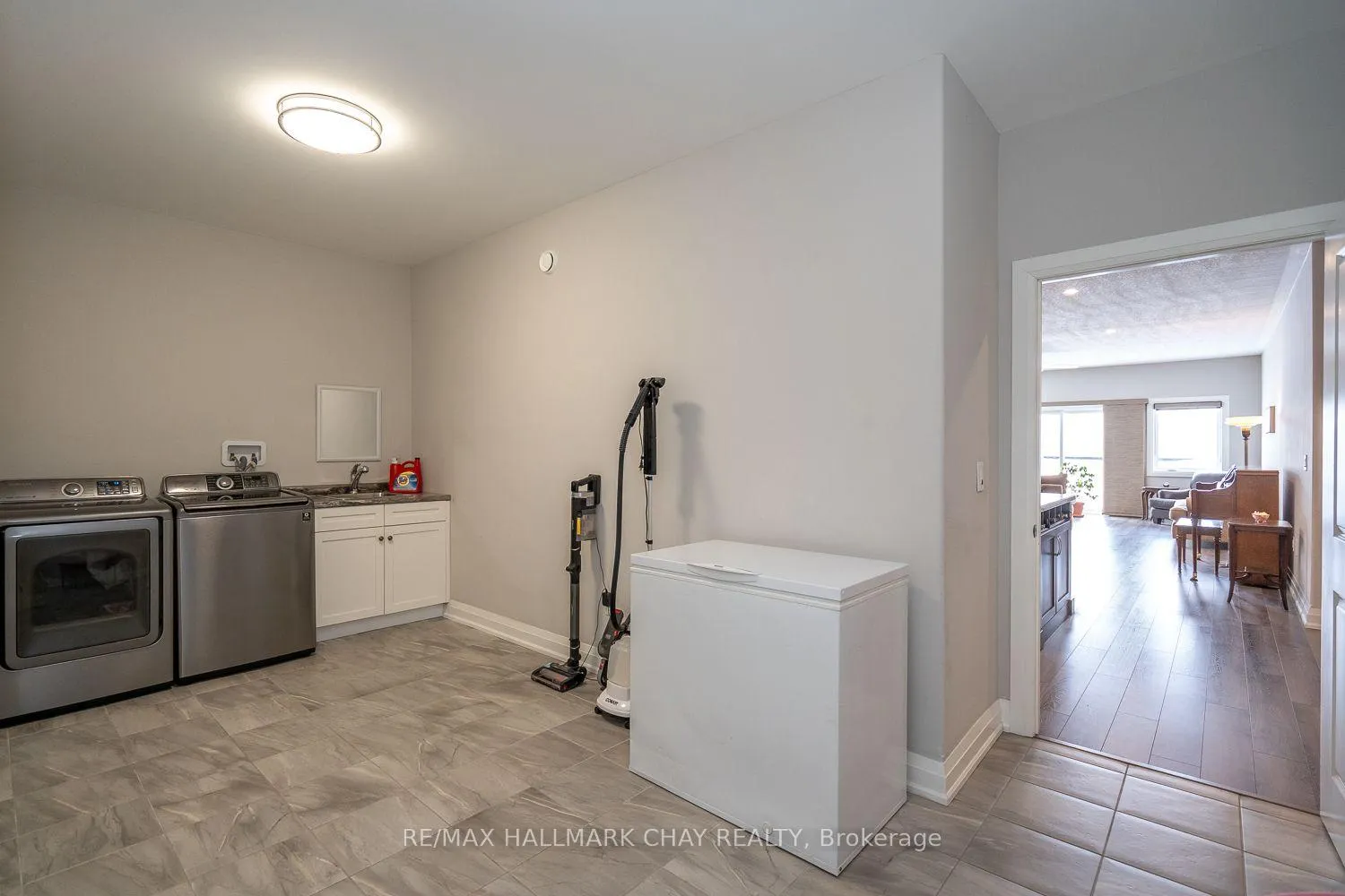 Photo 30 of 54 Landscape Drive, Oro-Medonte, Horseshoe Valley — HOMEH
