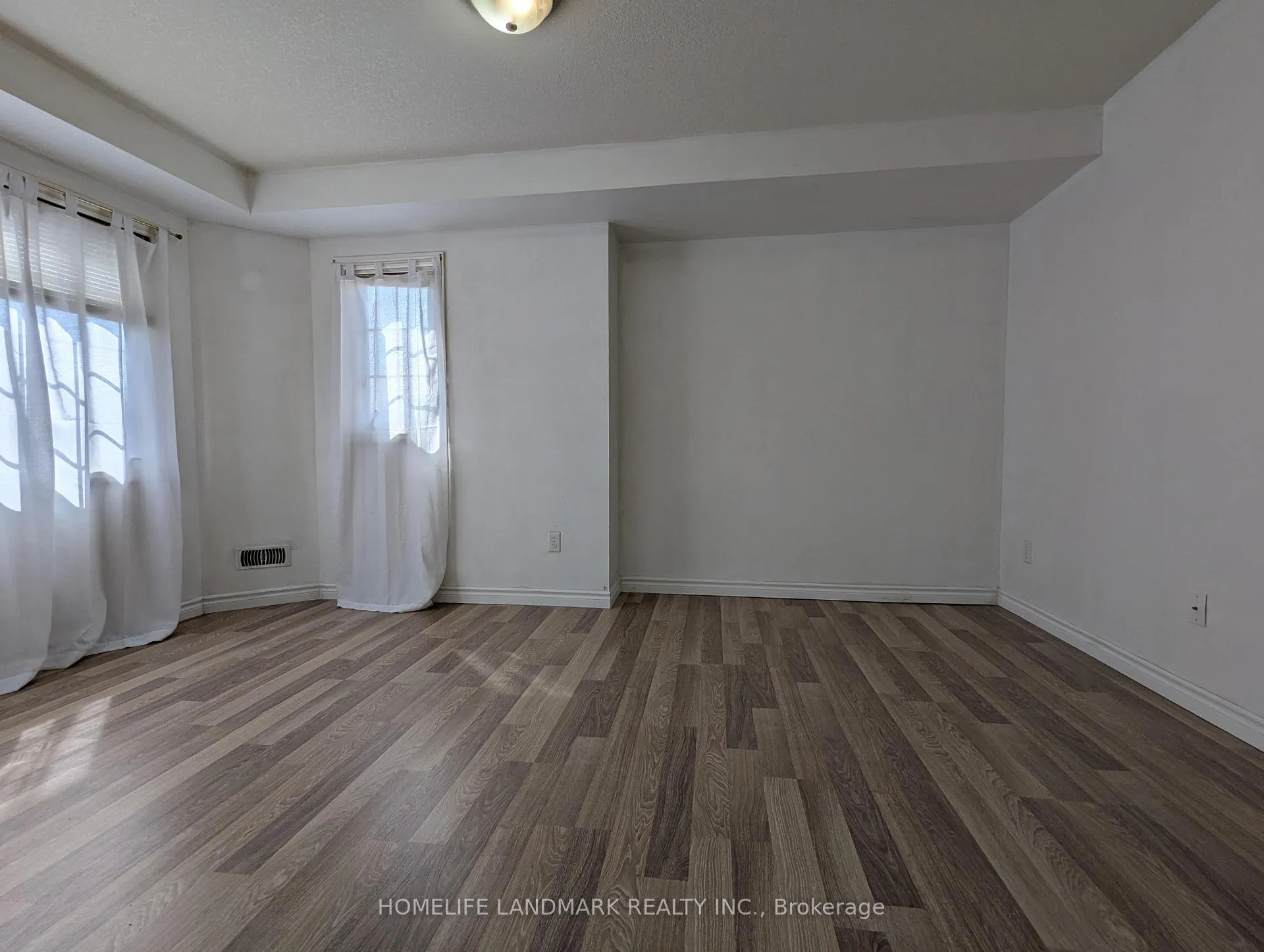 Photo 13 of Unit 27B, 931 Glasgow Street, Kitchener, Westmount - Kitchener — HOMEH